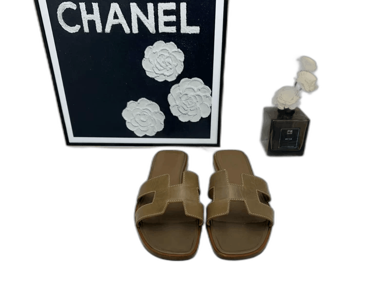 Hermes Hermes Brown Slide Sandals Size 37-2506 Size US 7 / IT 37 - 1 Thumbnail