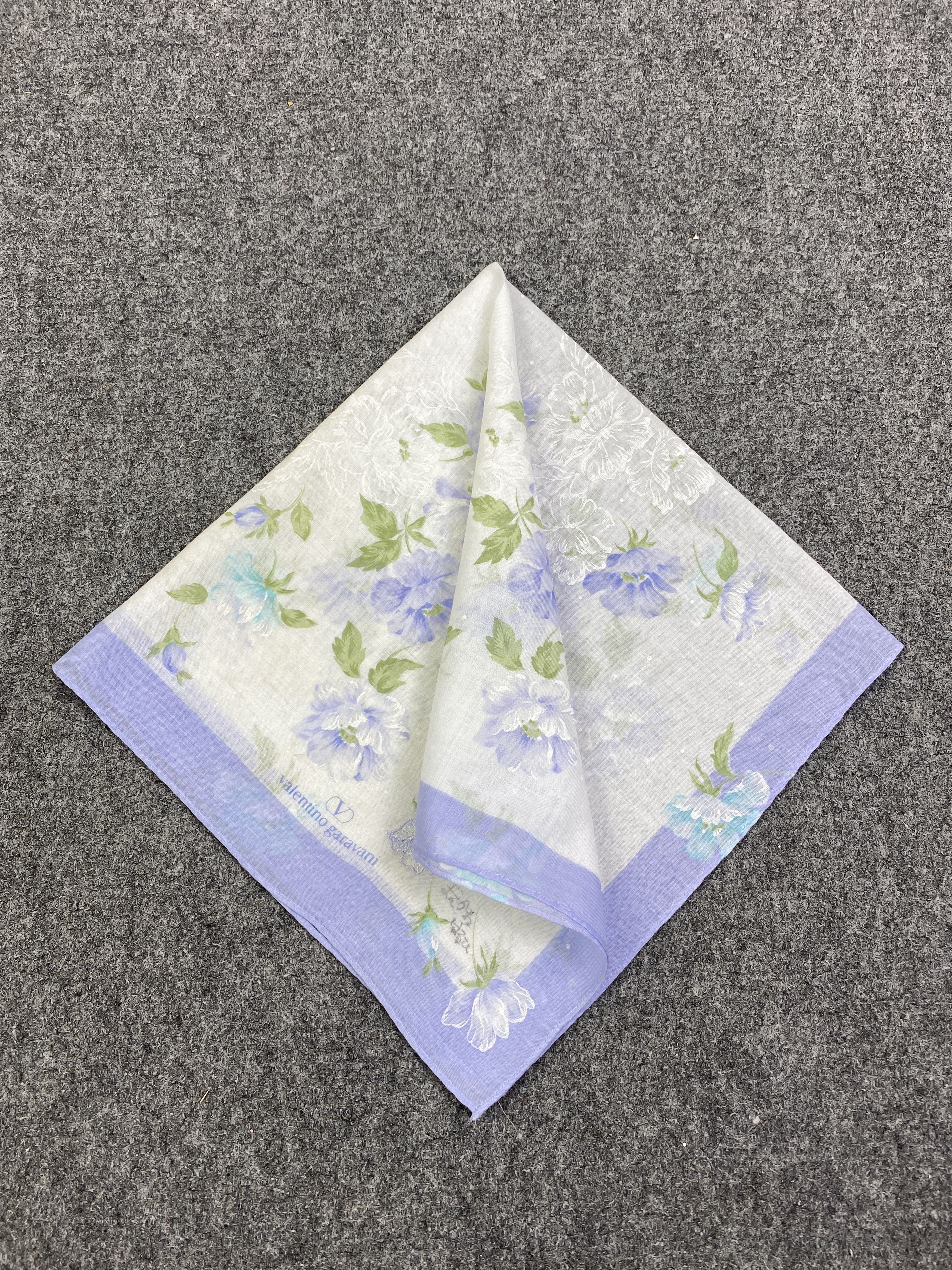 Valentino Valentino Garavani Handkerchief / Neckerchief HKC1036 Size ONE SIZE - 3 Thumbnail