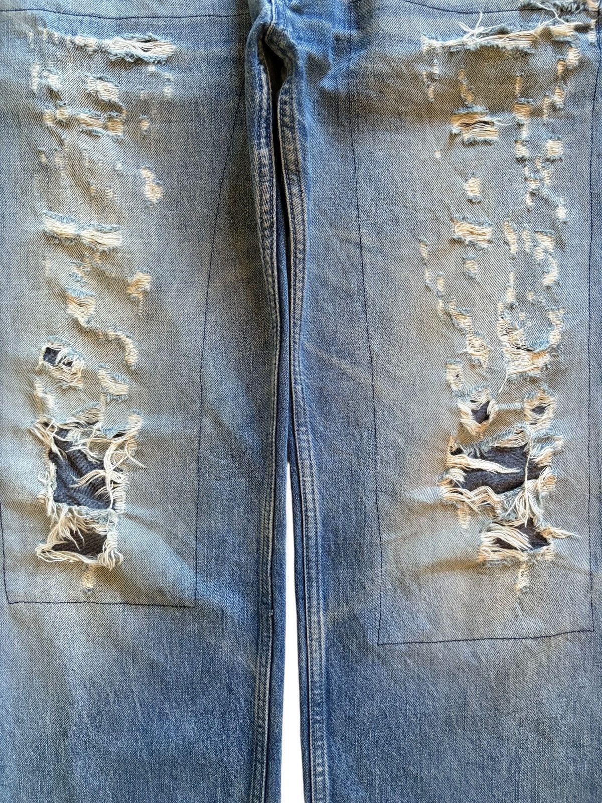 Diesel Vintage Diesel Faded Blue Wash Distressed Baggy Jeans Size US 34 / EU 50 - 5 Thumbnail