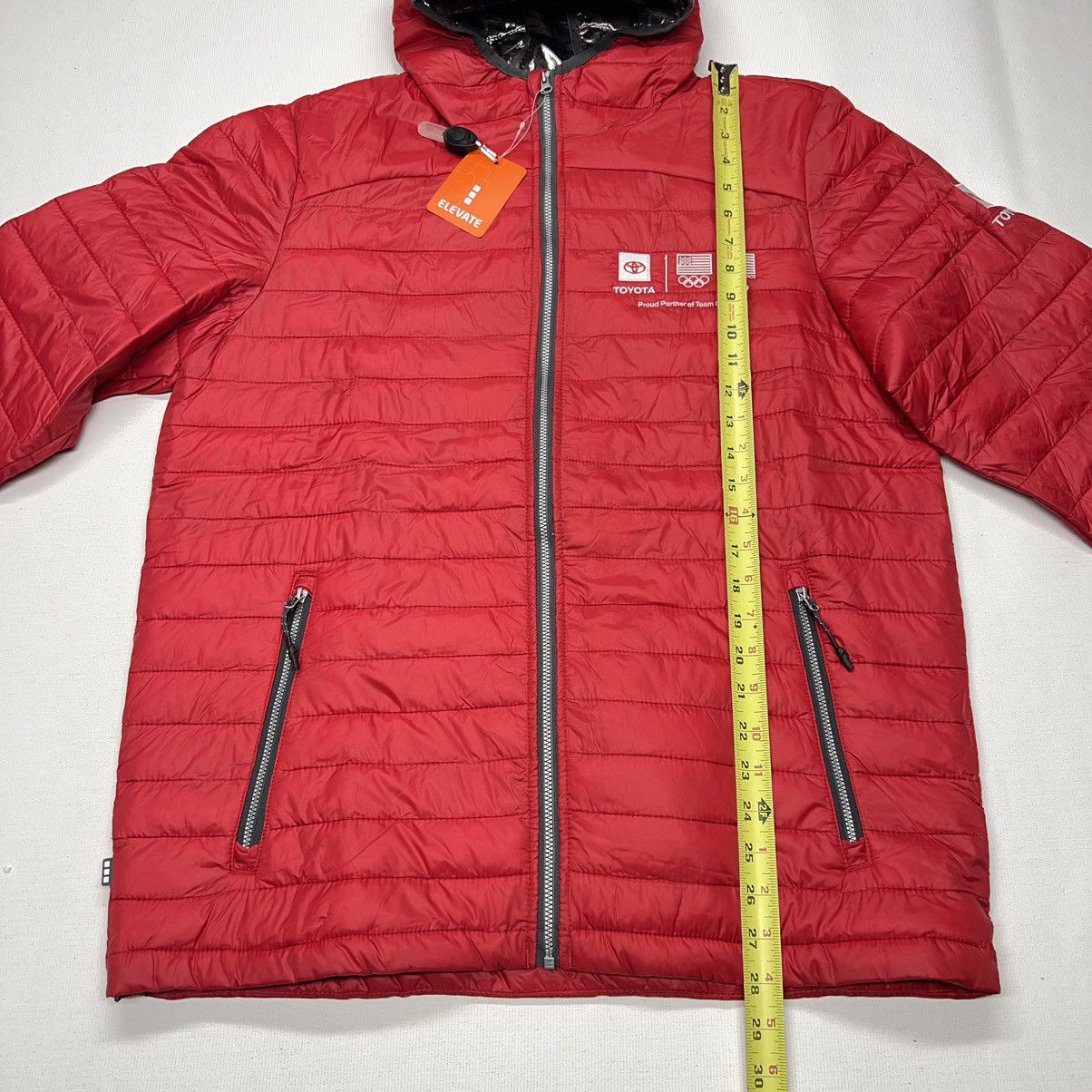 Japanese Brand NEW Toyota Jacket Red Puffer Full Zip Coat Olympics Promo Size US M / EU 48-50 / 2 - 21 Thumbnail