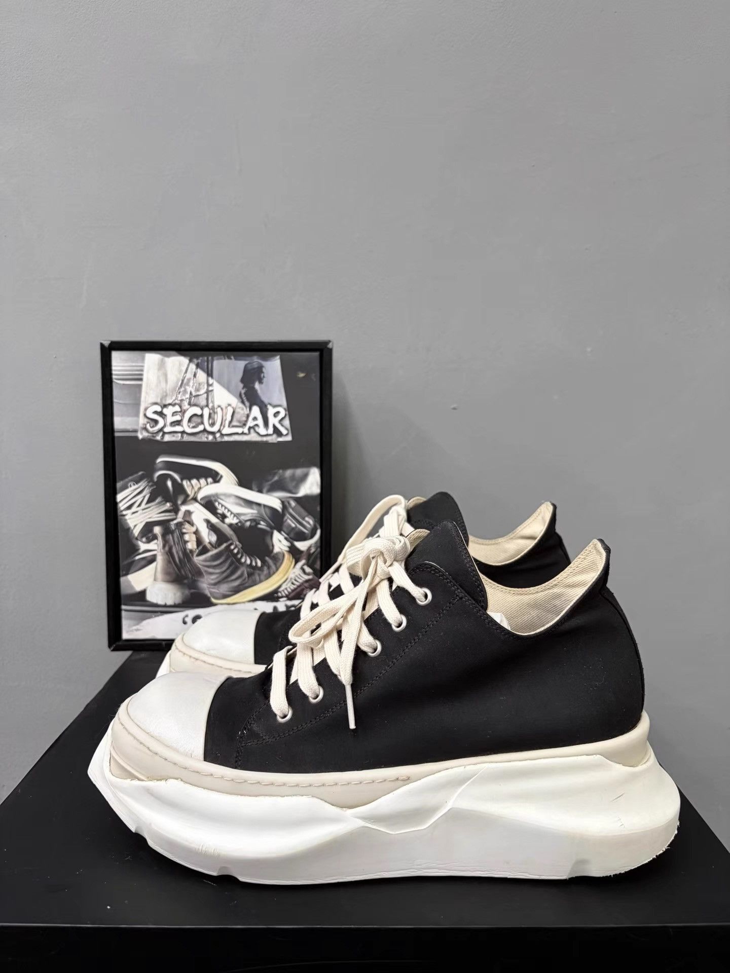 Rick Owens Rick Owens Low Platform Satin Big Converse K34 Size US 10 / EU 43 - 2 Thumbnail