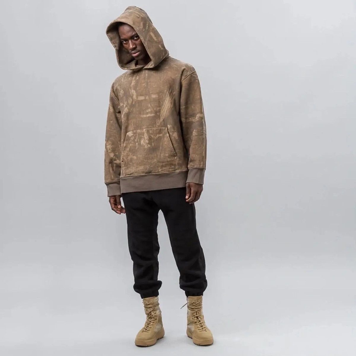Yeezy Archive Yeezy Season 3 Camo Hoodie (2016) Size US M / EU 48-50 / 2 - 8 Thumbnail