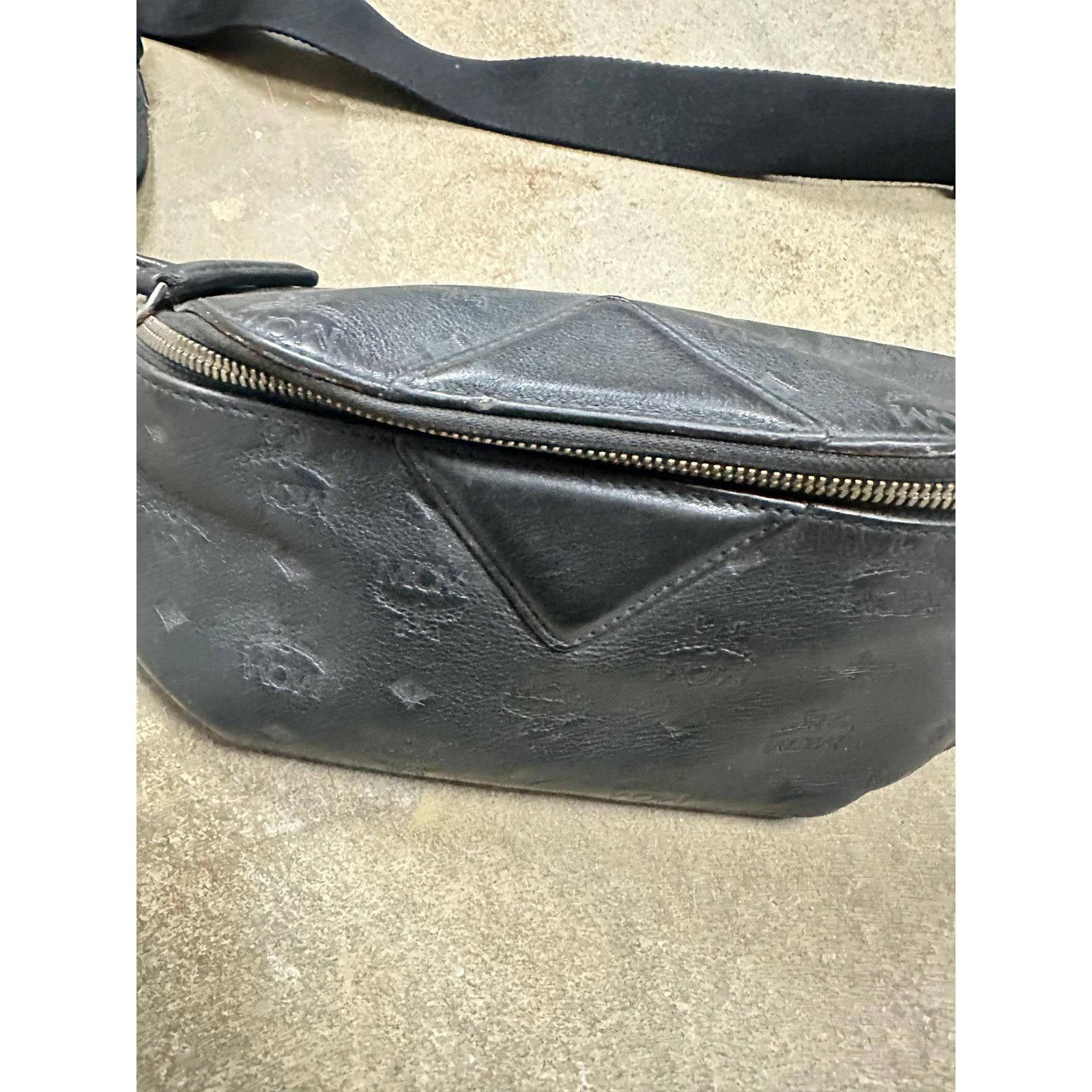 MCM MCM Waist Bag Black Used OS Size ONE SIZE - 3 Thumbnail