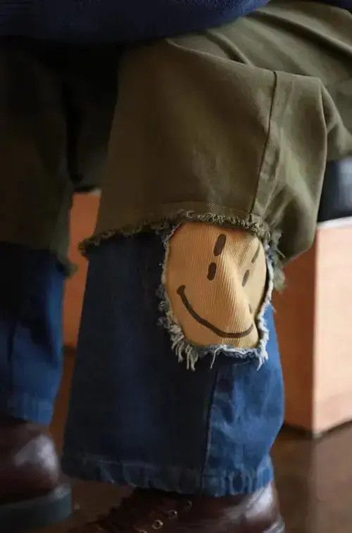 Fashion retro smiley face patchwork jeans pants