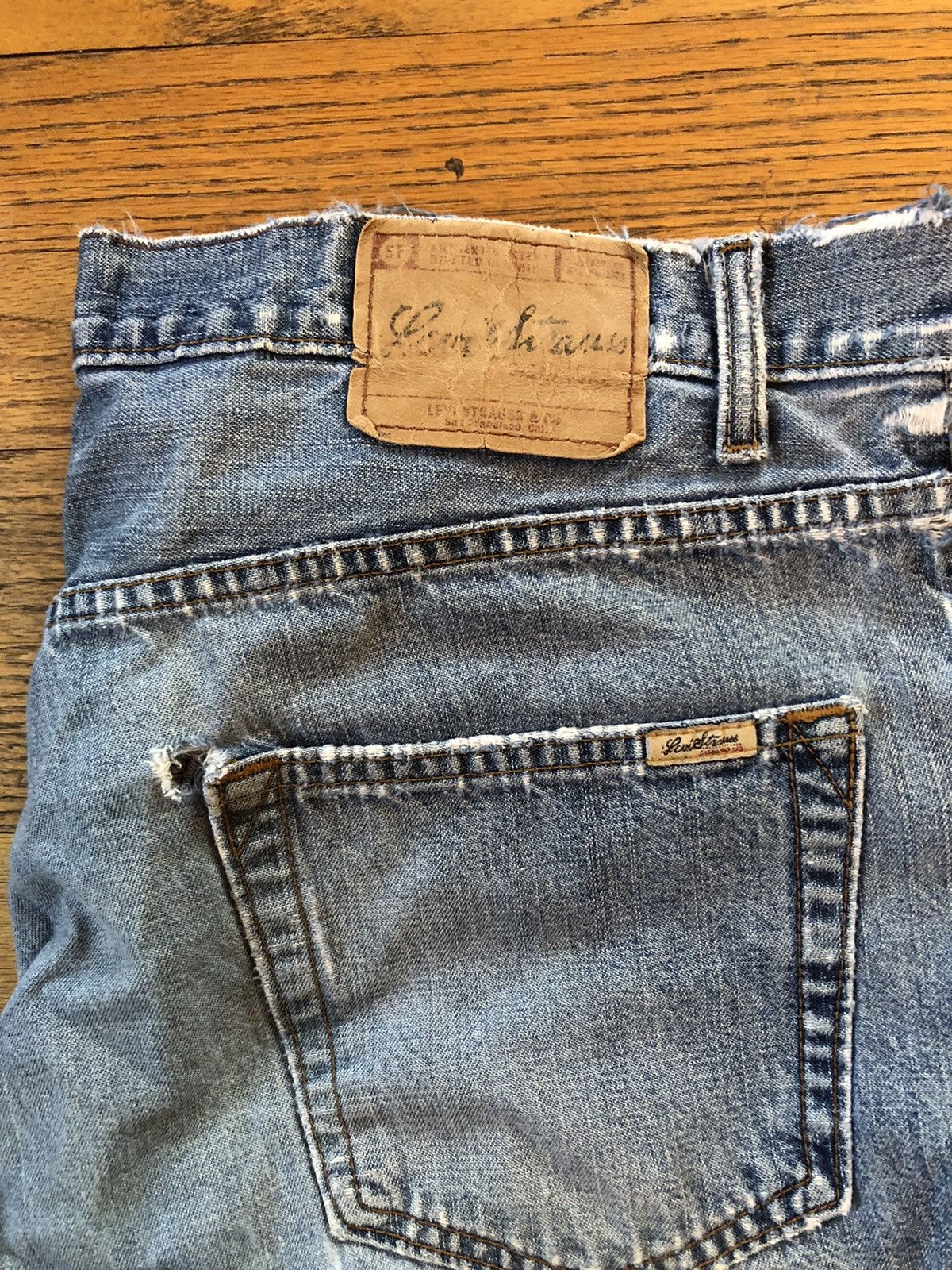 Levi's × Vintage Rare Thrashed Vintage Levi denims Size US 36 / EU 52 - 2 Thumbnail