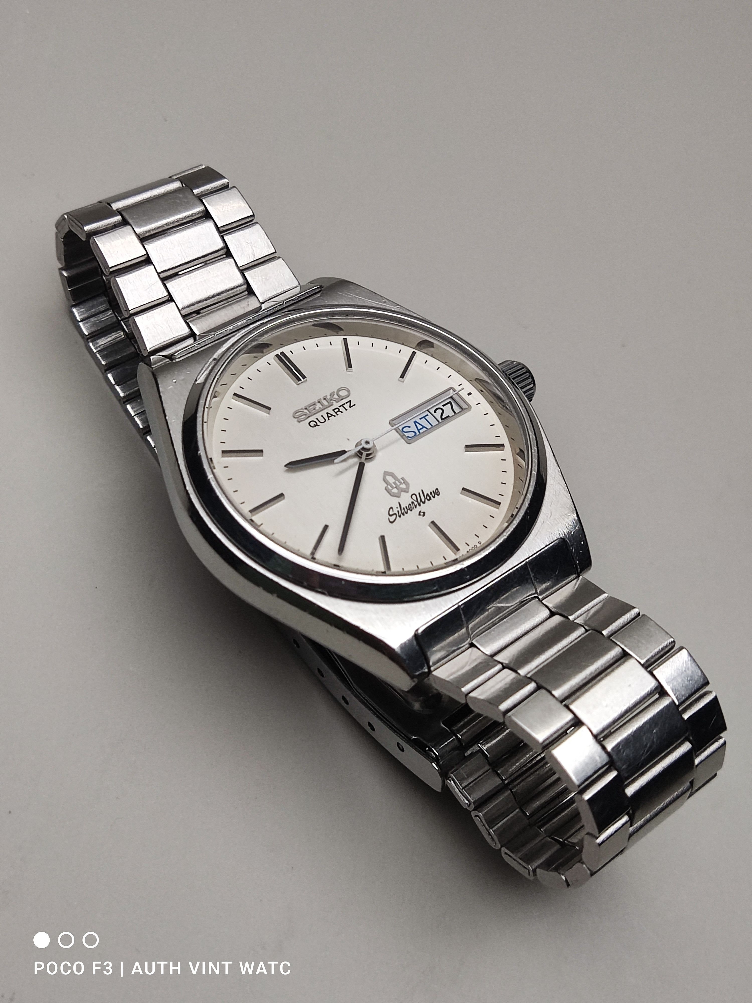 Seiko Rare Authentic Vintage Seiko Quartz SilverWave 8229-8000 Size ONE SIZE - 8 Thumbnail