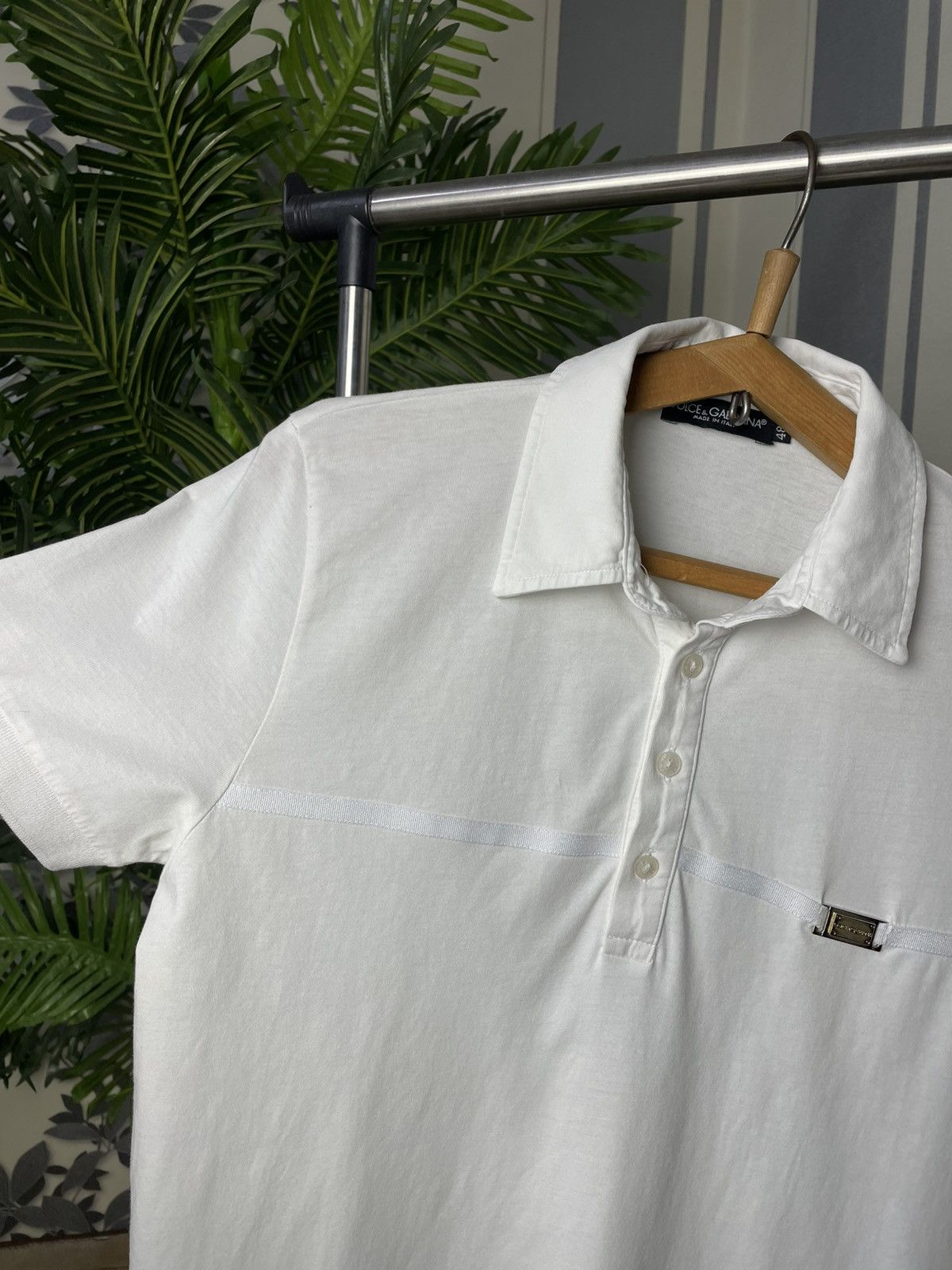 Dolce & Gabbana Dolce & Gabbana Gold Logo White Polo Shirt Size 48 Size US M / EU 48-50 / 2 - 3 Thumbnail