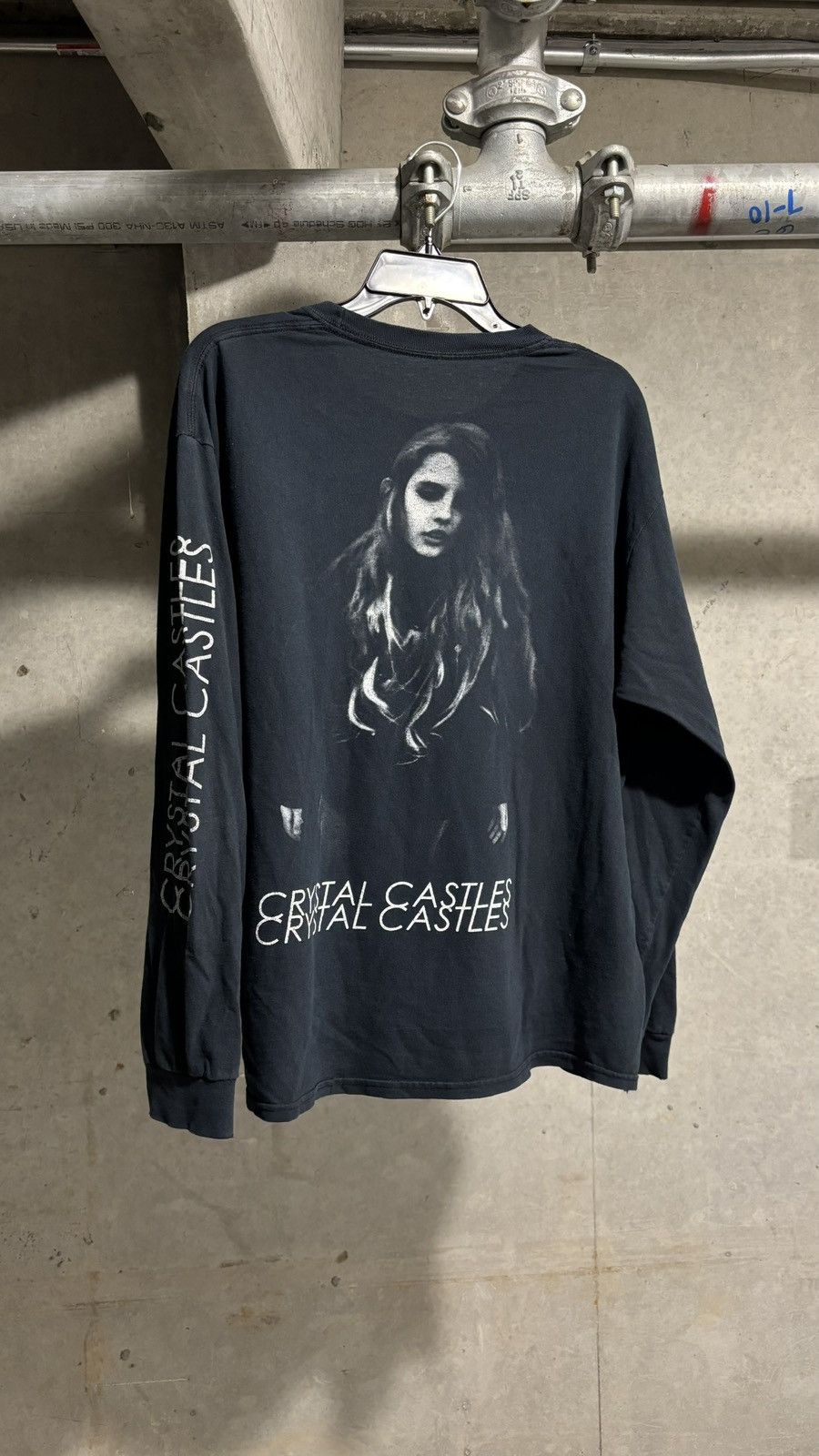 Band Tees Crystal Castles (ll) Long Sleeve Size US L / EU 52-54 / 3 - 1 Thumbnail