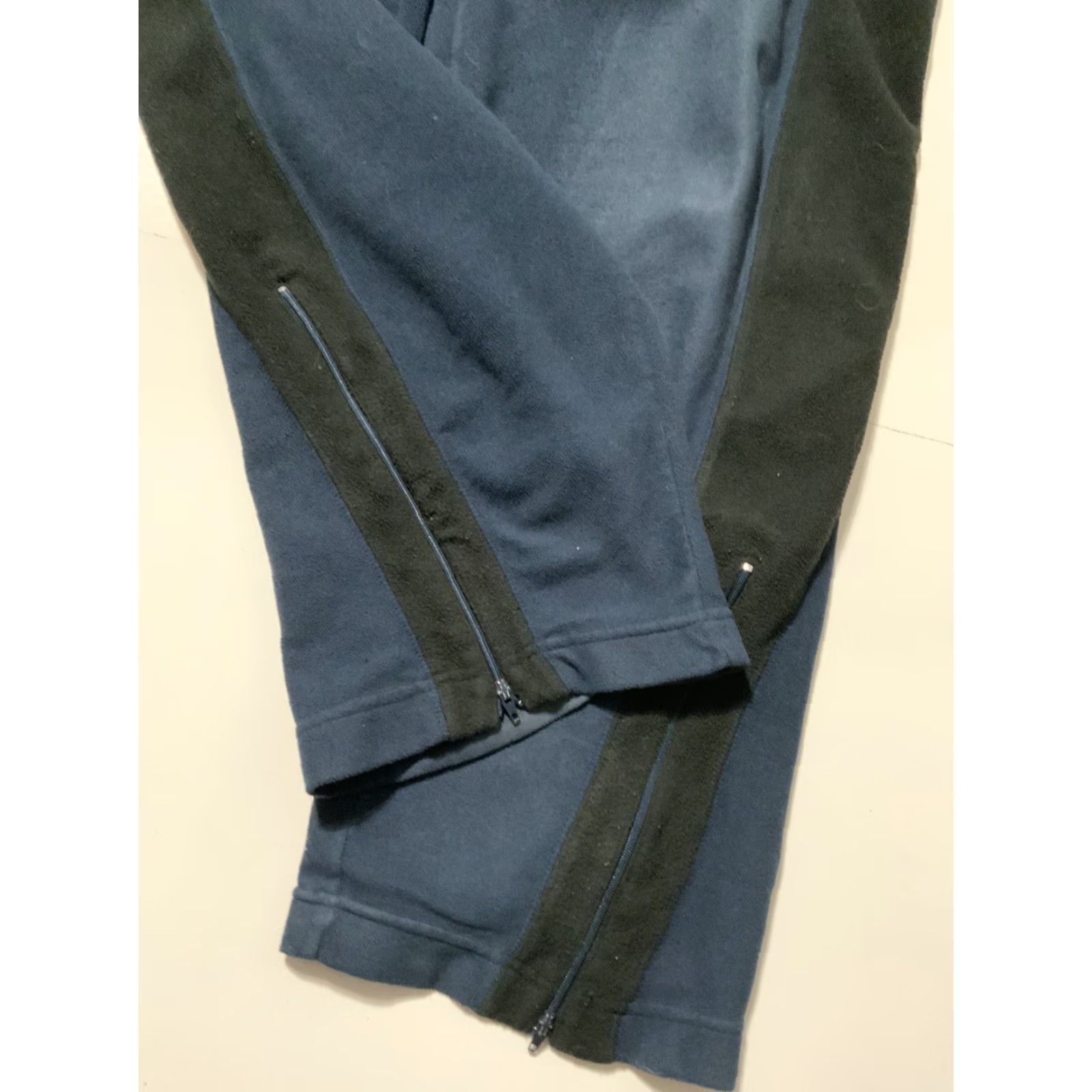 Nike VINTAGE Nike Sportswear Fleece Sweatpants Blues/Black Outdoor Track Sz. L Mens Size US 33 - 6 Thumbnail