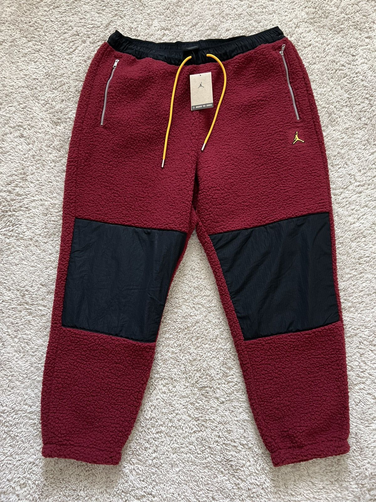 Jordan Brand Nike Air Jordan Joggers Winter Sherpa Pants Taper Pockets Size US 36 / EU 52 - 7 Thumbnail