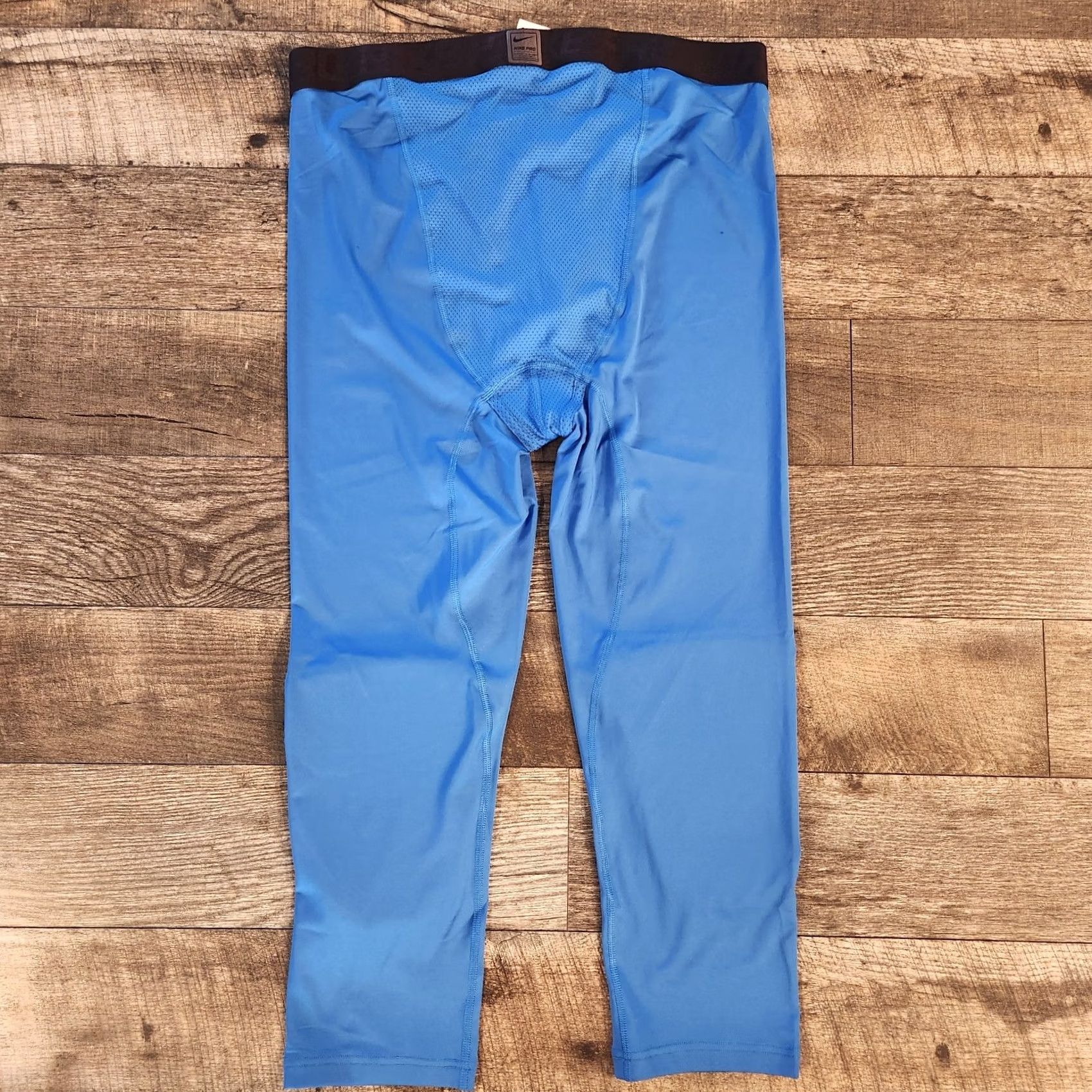 Nike Nike NBA Pro Hyperstrong Knee Padded Tights 3/4 Blue 2XL-T New Mens Shorts? Size US 39 - 7 Thumbnail