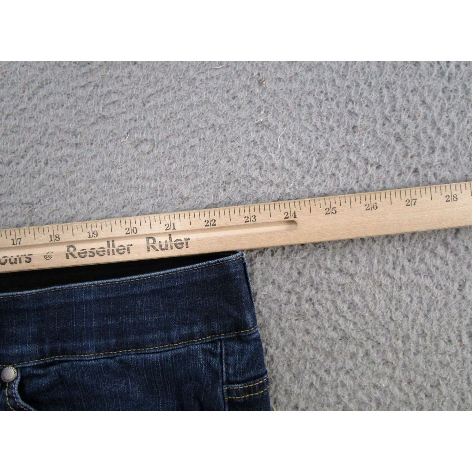 Torrid Torrid Denim Shorts Jorts 26 Plus Size Elastic Waist High Rise 5-Pocket Blue Modern Mom Style Womens Clothing Size 26" / US 2 / IT 38 - 4 Thumbnail