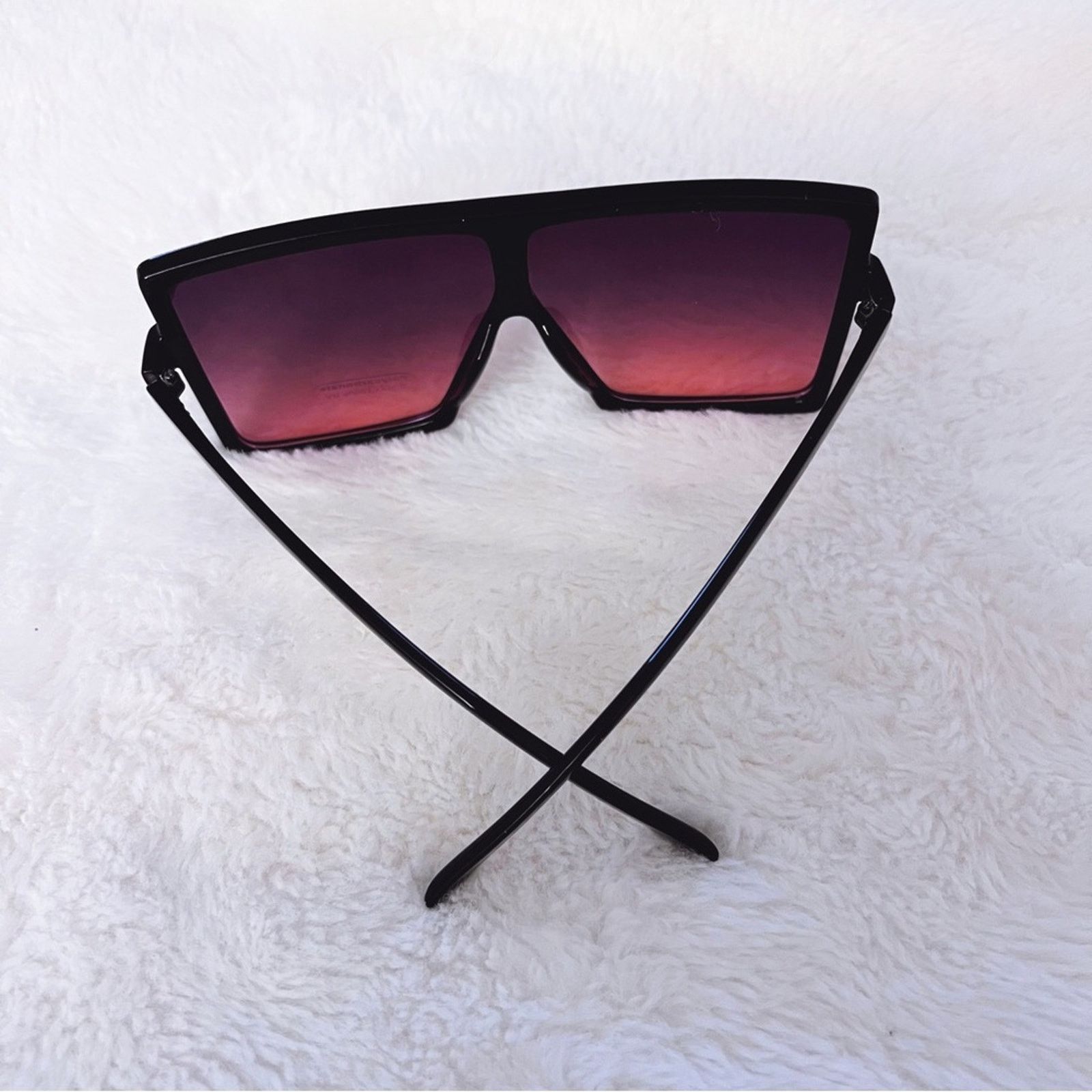 Other Ivonne Black & Pink Oversized Square Sunglasses Size ONE SIZE - 10 Thumbnail