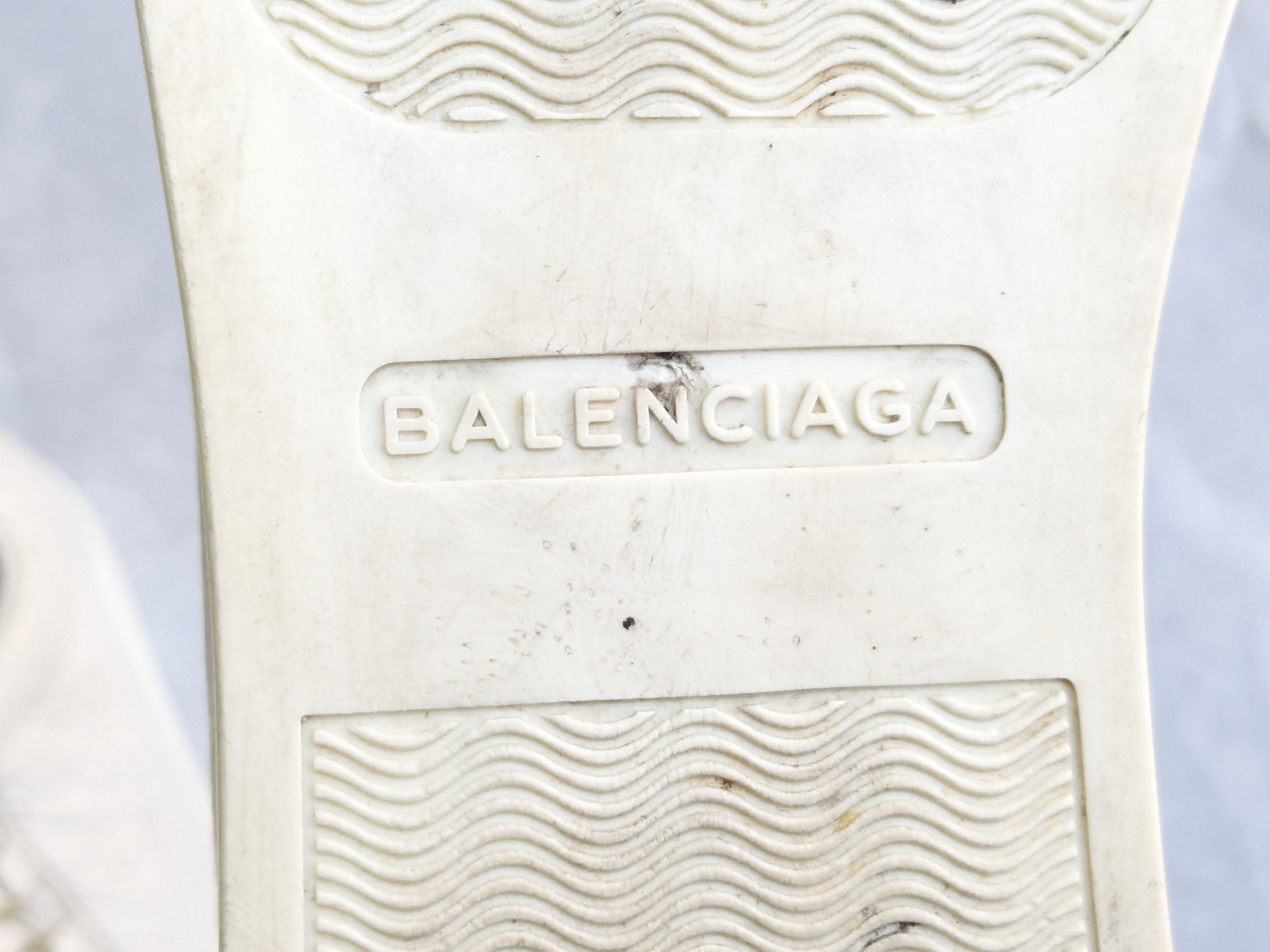 Balenciaga Arena White 8 Low Tops Leather
