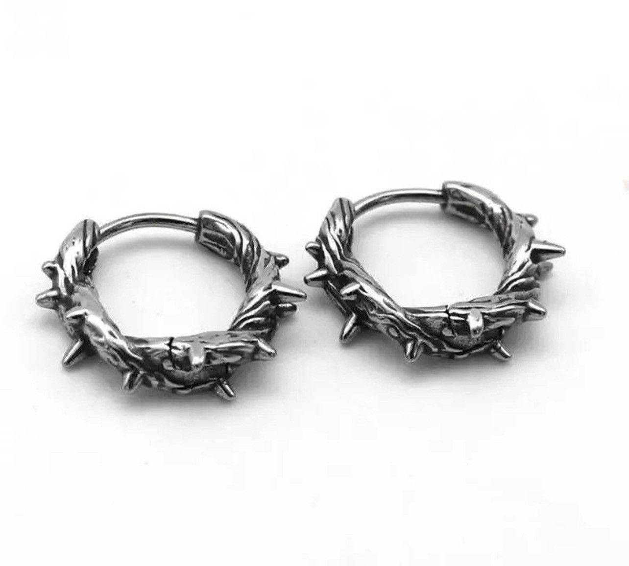Jewelry Retro Punk Black Thorn Hoop Earrings Size ONE SIZE - 2 Thumbnail