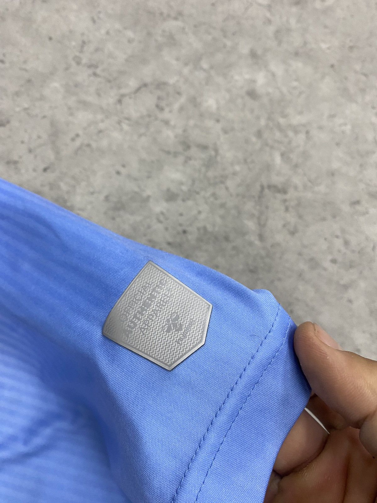 Hummel Hummel Coventry City Home Shirt 2019/2020 Championship Size US L / EU 52-54 / 3 - 7 Thumbnail