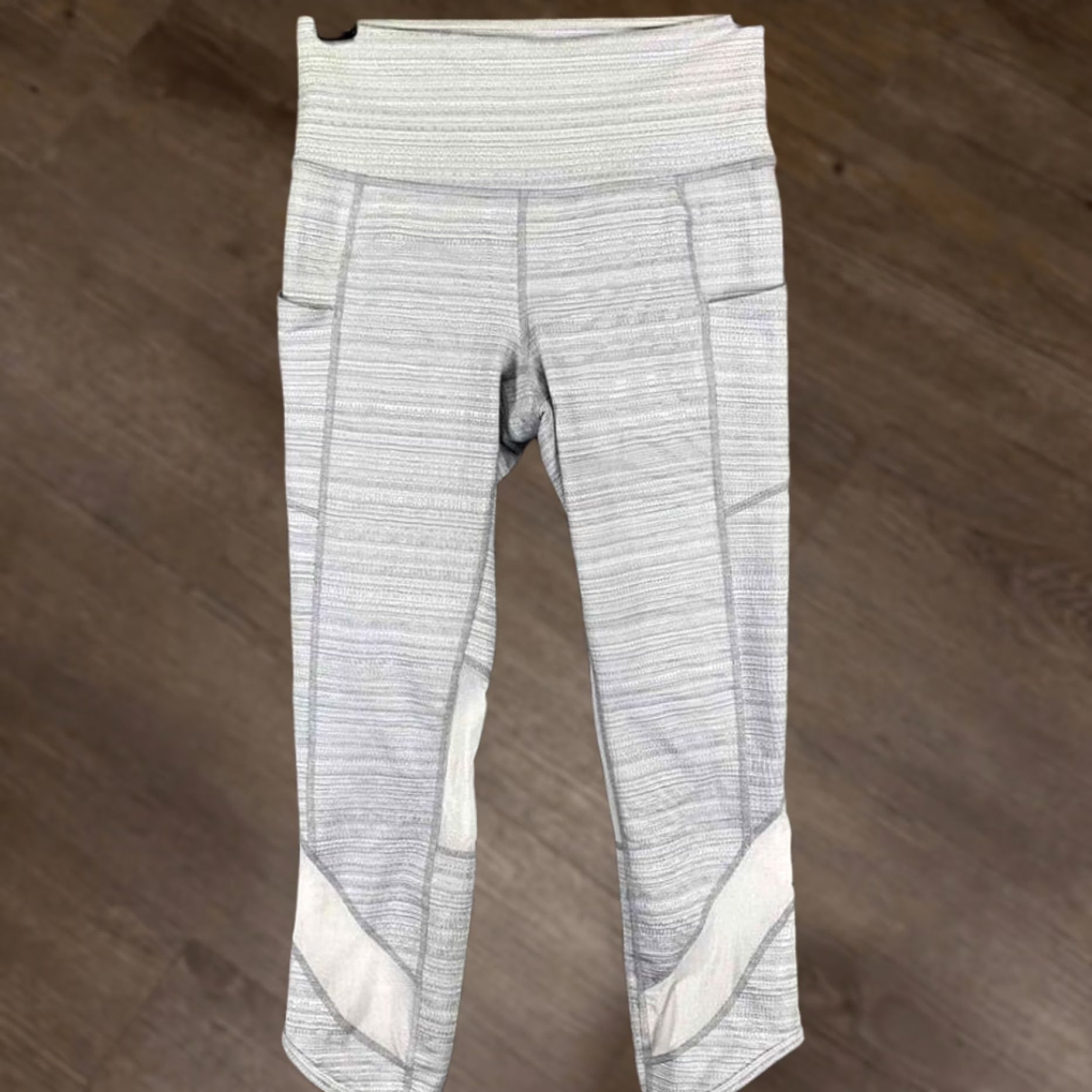Athleta Athleta Leggings Womens XS Grey White Crop Stripe Yoga Activewear Ladies Workout Size 26" / US 2 / IT 38 - 1 Thumbnail