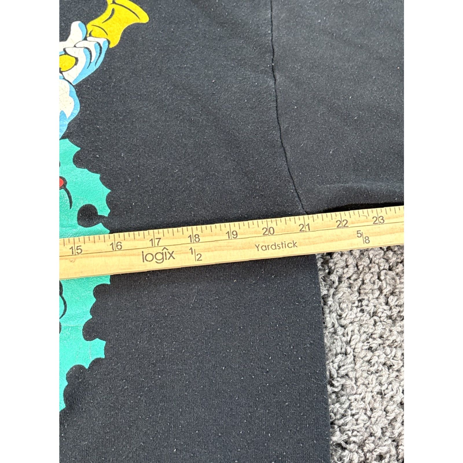 Mickey & Co. VINTAGE Mickey & Co Sweatshirt Mens Large Black Crewneck 90s Cartoon Christmas Graphic Print Pullover Unisex Adults Size US L / EU 52-54 / 3 - 3 Thumbnail