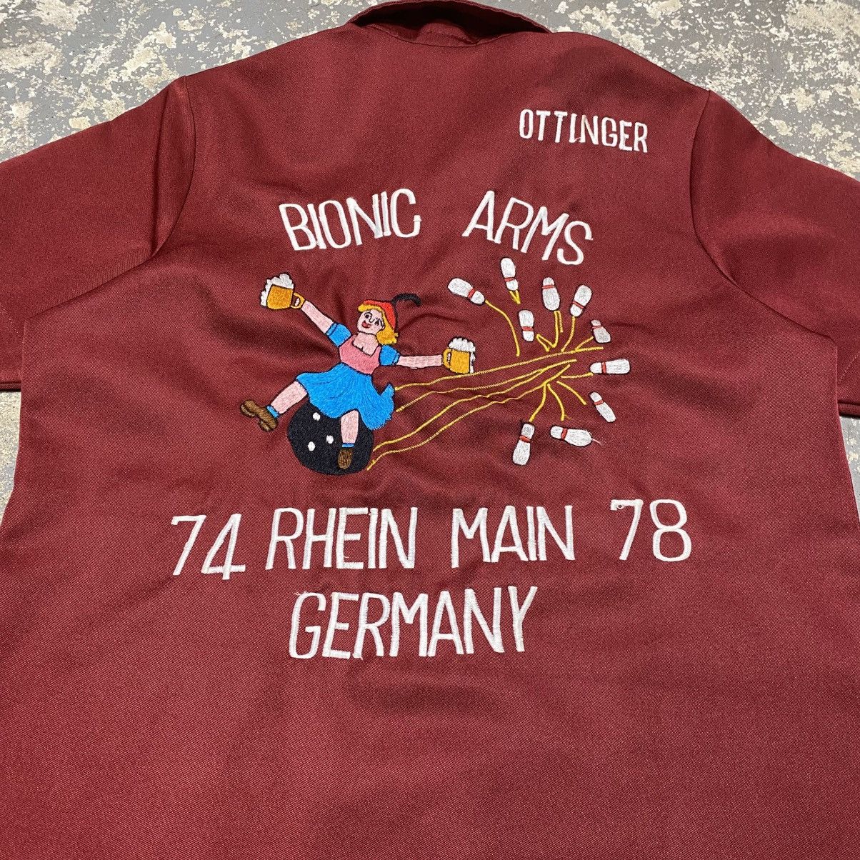 Vintage Vintage 1970s Bionic Arms Beer USAF Germany Bowling Shirt Size S / US 4 / IT 40 - 3 Thumbnail