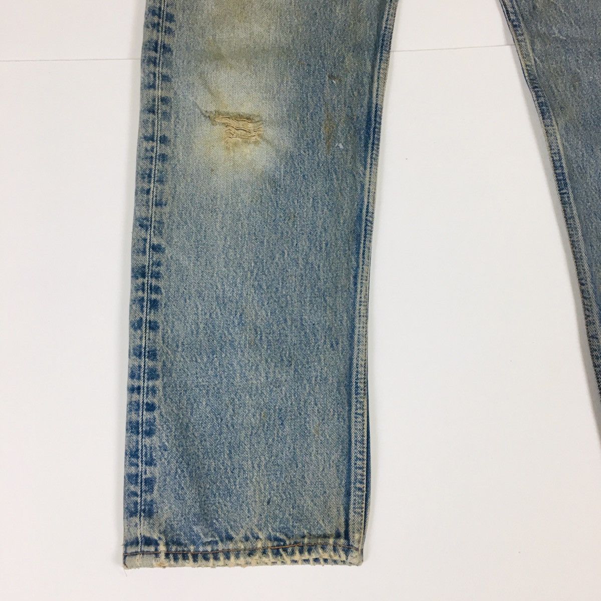 Levi's Vintage Clothing Vintage 90s Levi’s 501xx Distress Size US 38 / EU 54 - 2 Thumbnail