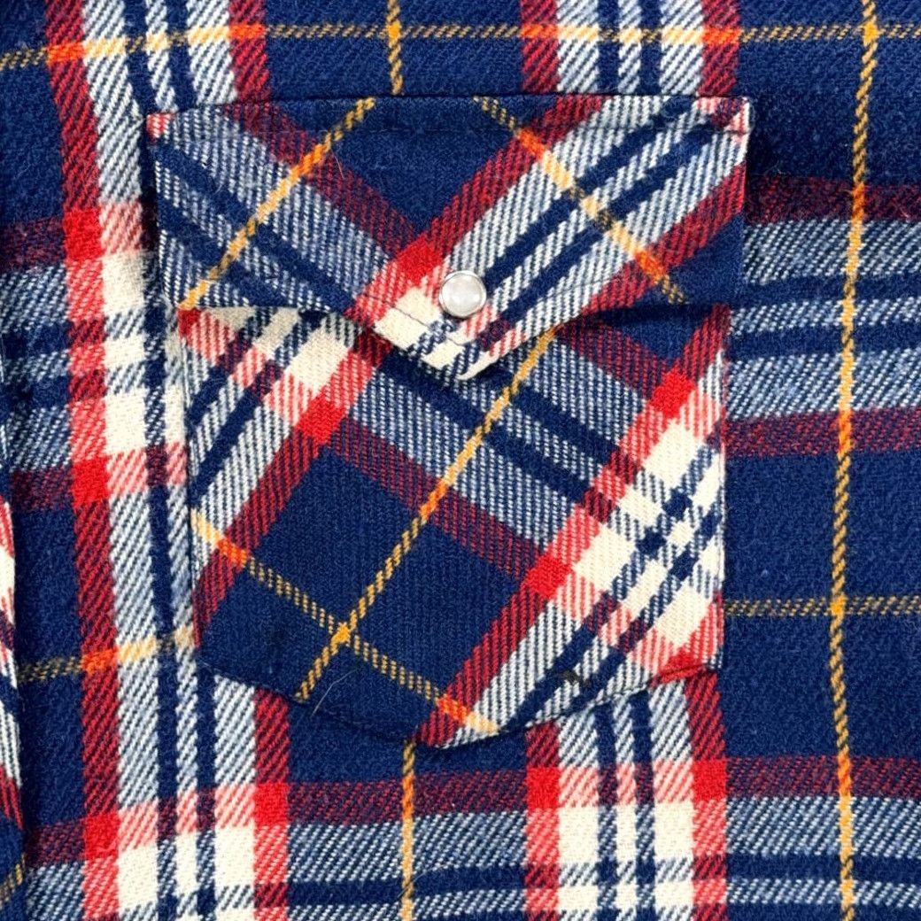 Vintage VINTAGE KP Western Shirt Adult LARGE Blue Red Plaid Acrylic Pearl Snap Workwear 70s Size US L / EU 52-54 / 3 - 5 Thumbnail