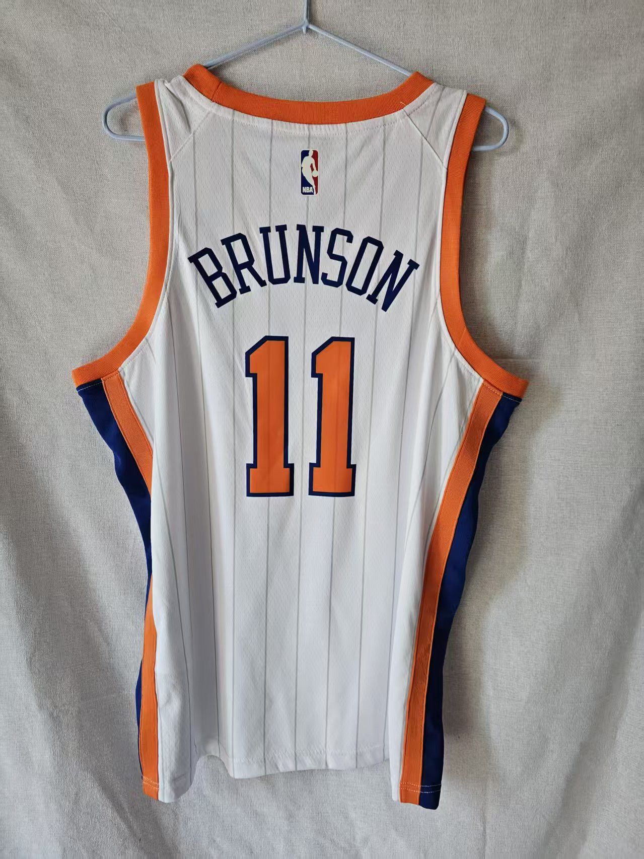 NBA New York Knicks 11 Jalen Brunson Jersey White Size US XL / EU 56 / 4 - 2 Thumbnail