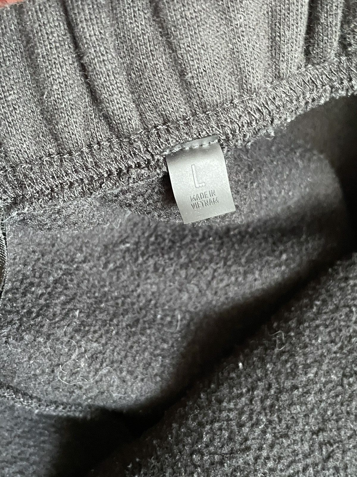 Fear of God Fear of God Essentials Shorts Size L Size US 34 / EU 50 - 4 Thumbnail