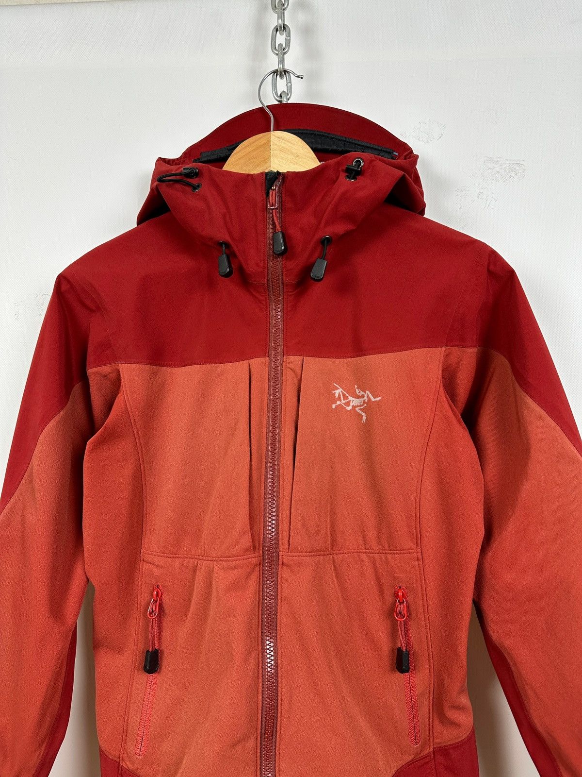 Arc'teryx Vintage Arcteryx Women’s Gamma MX Red Jacket Size XS / US 0-2 / IT 36-38 - 4 Thumbnail