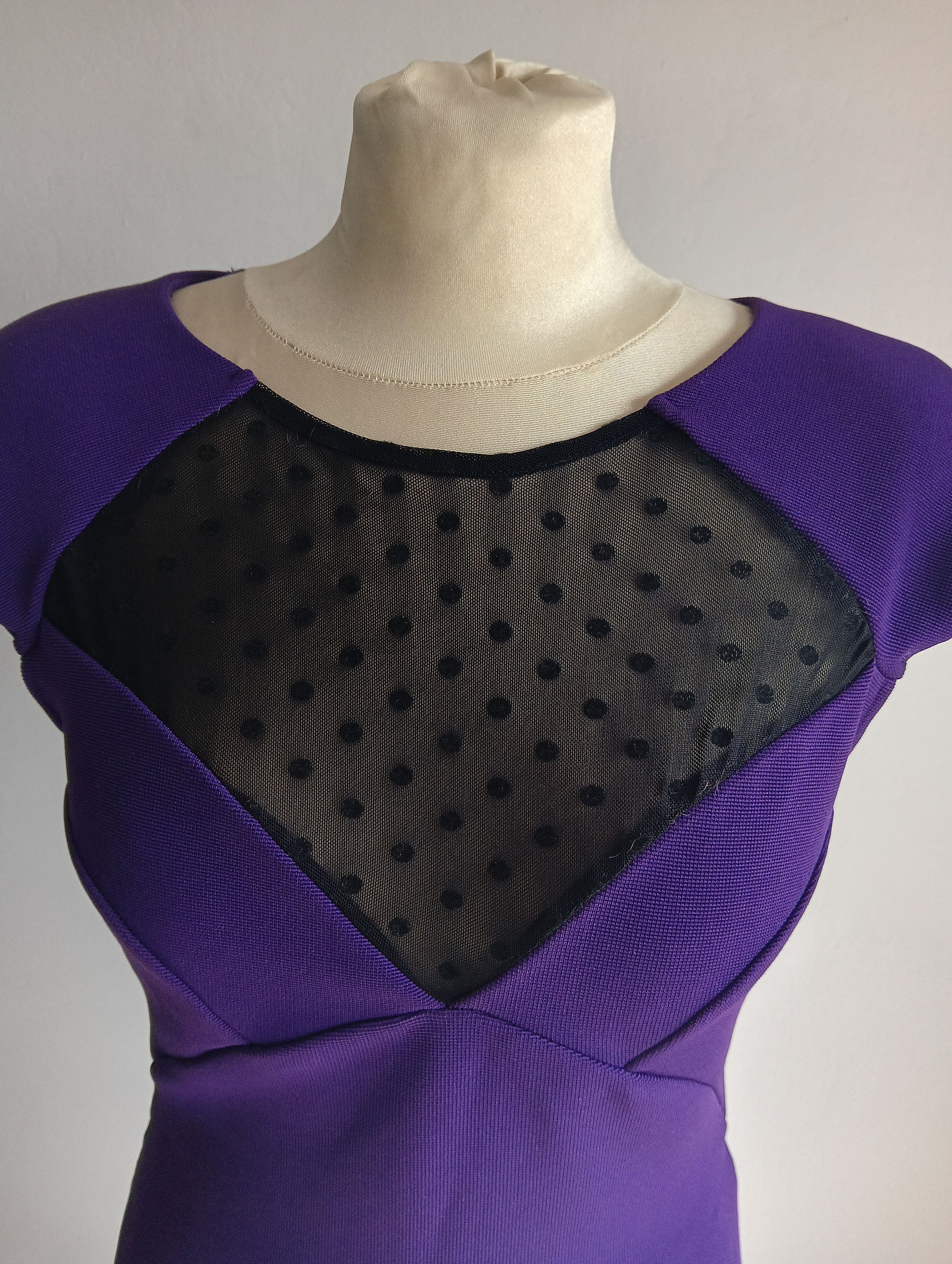 Kim Kardashian Kardashian Kollection Mesh Panel Dress – Size 8 (M) Size M / US 6-8 / IT 42-44 - 3 Thumbnail