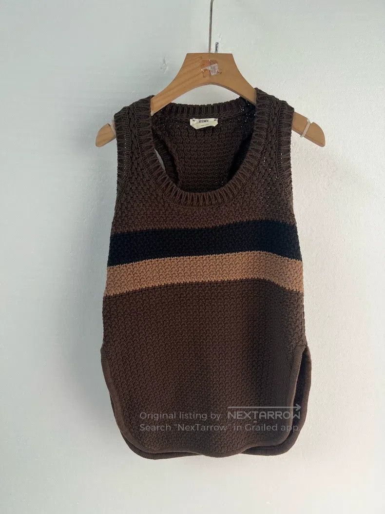 Fendi Fendi Knitted vest waistcoat Size XXS / US 00 / IT 34 - 1 Thumbnail