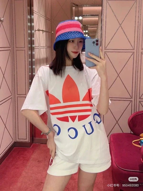 Gucci GucciAdi co-branded letter logo clover short-sleeved T-shir Size M / US 6-8 / IT 42-44 - 2 Thumbnail