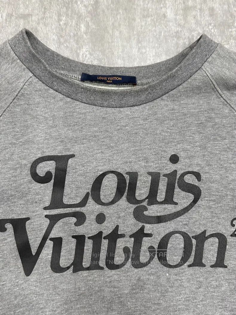 Louis Vuitton Louis Vuitton Grey logo printed long sleeve sweatshirt Size US XL / EU 56 / 4 - 3 Thumbnail