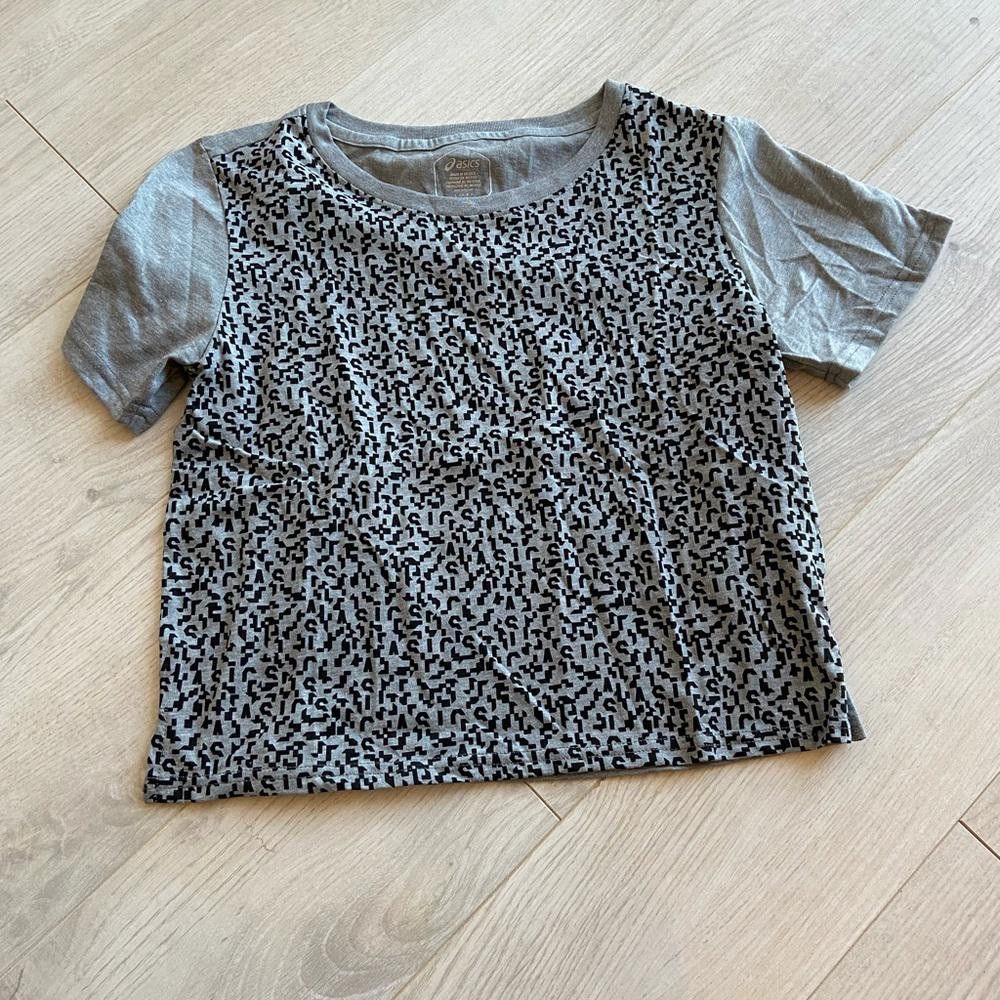 Designer Stylish Gray Animal Print Short Sleeve Top Size S / US 4 / IT 40 - 1 Thumbnail