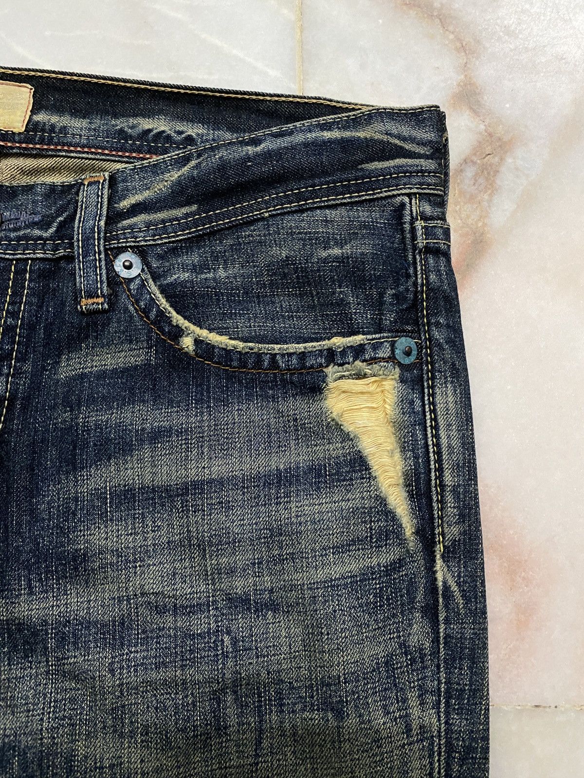 Levi's 💥Flare💥Vintage 90-00s Levi’s Ripped Distress Mudwash Jean Size US 30 / EU 46 - 8 Thumbnail