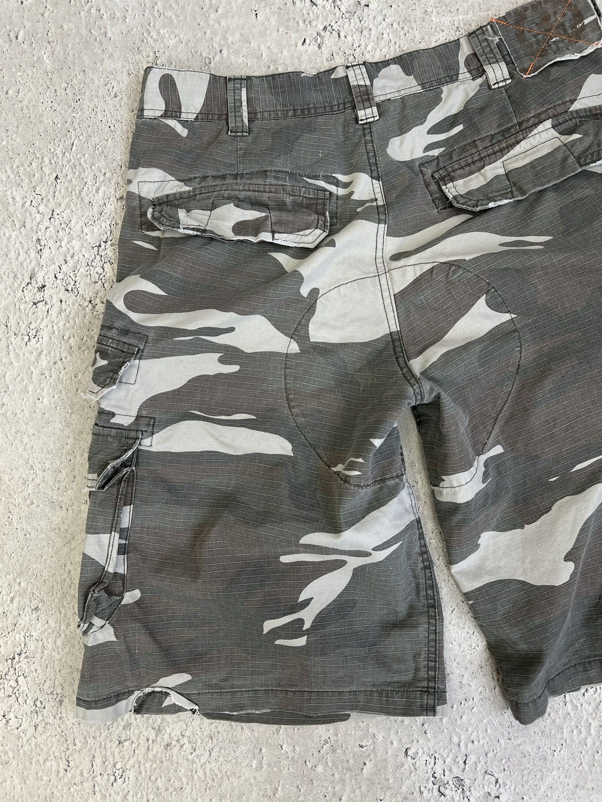 Carhartt Camo Cargo Shorts Military Streetwear Casual Fit Carhartt Size US 32 / EU 48 - 8 Thumbnail