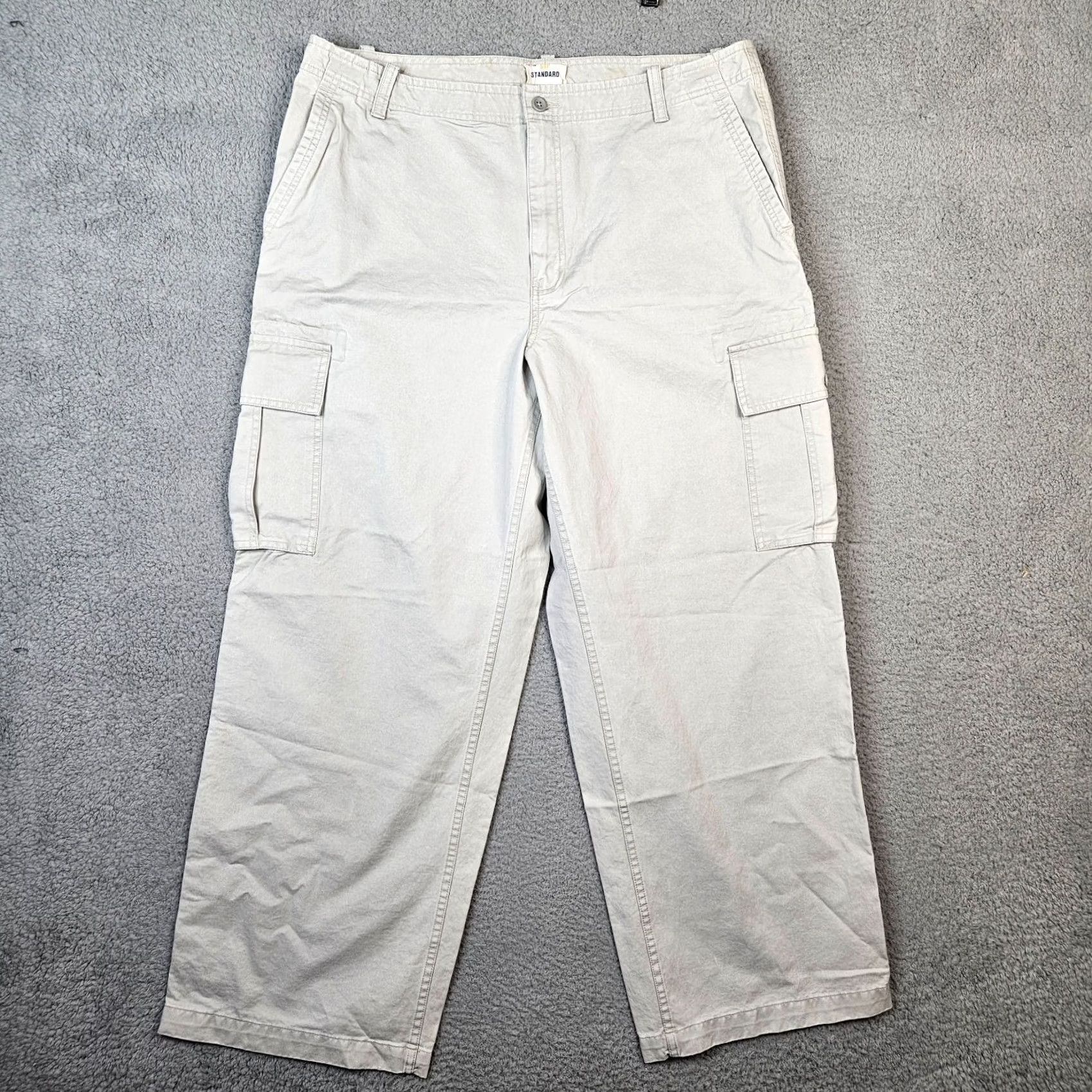 Gap VINTAGE GAP STANDARD Cargo Canvas Pants Size 38/30 Men Beige Regular Straight Cargo Pocket Front Flat Front Buttonless? No - keep original: Button Size US 38 / EU 54 - 4 Thumbnail