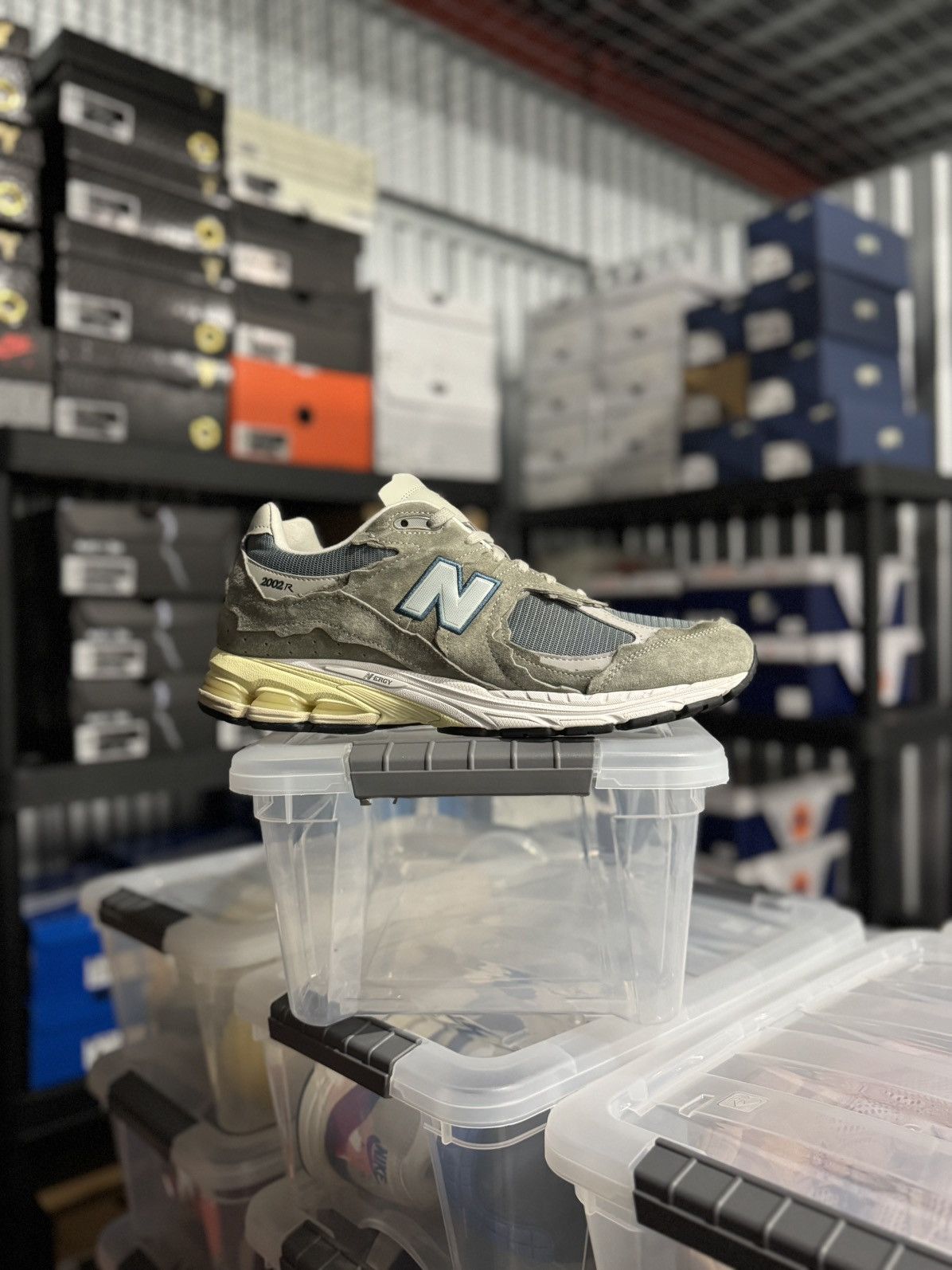 New Balance New Balance 2002R Protection Pack Mirage Grey Size 13 Size US 13 / EU 46 - 1 Thumbnail
