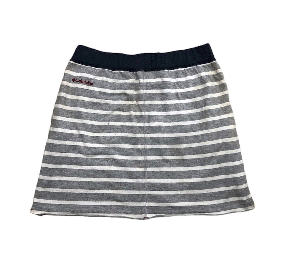 Columbia COLUMBIA Reversible Mini Skirt #2644-95 Size 28" / US 6 / IT 42 - 1 Thumbnail