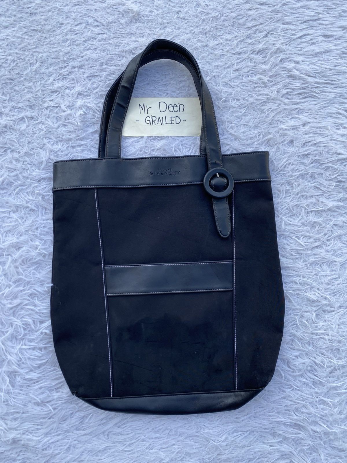 Givenchy Rare GIVENCHY For Women Handle Bag Size ONE SIZE - 1 Thumbnail