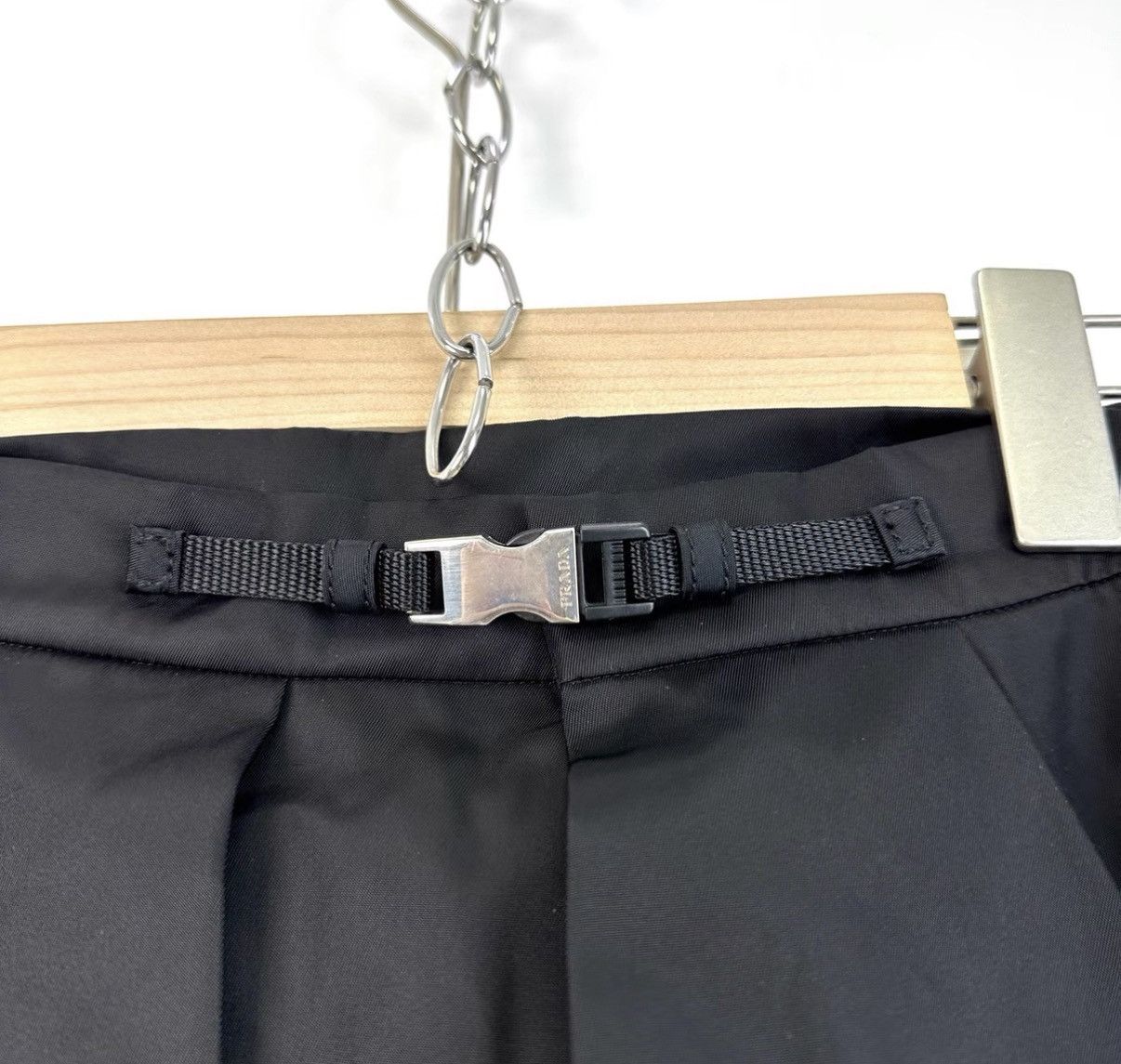 Prada Prada / Black Triangle Logo Re-Nylon Mini Skirt K12 Size 28" / US 6 / IT 42 - 6 Thumbnail