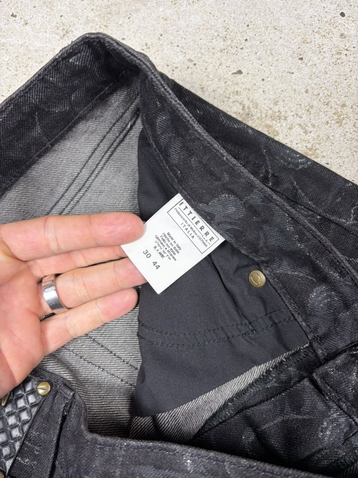 Just Cavalli 2000s Just Roberto Cavalli Abstract Floral Print Black Jeans Size 30" / US 8 / IT 44 - 11 Thumbnail
