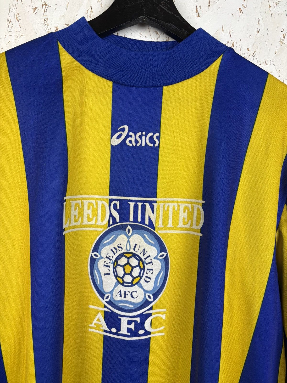 Asics Asics Leeds United 1993/95 Training Kit? Long Sleeve Jersey Size US L / EU 52-54 / 3 - 2 Thumbnail