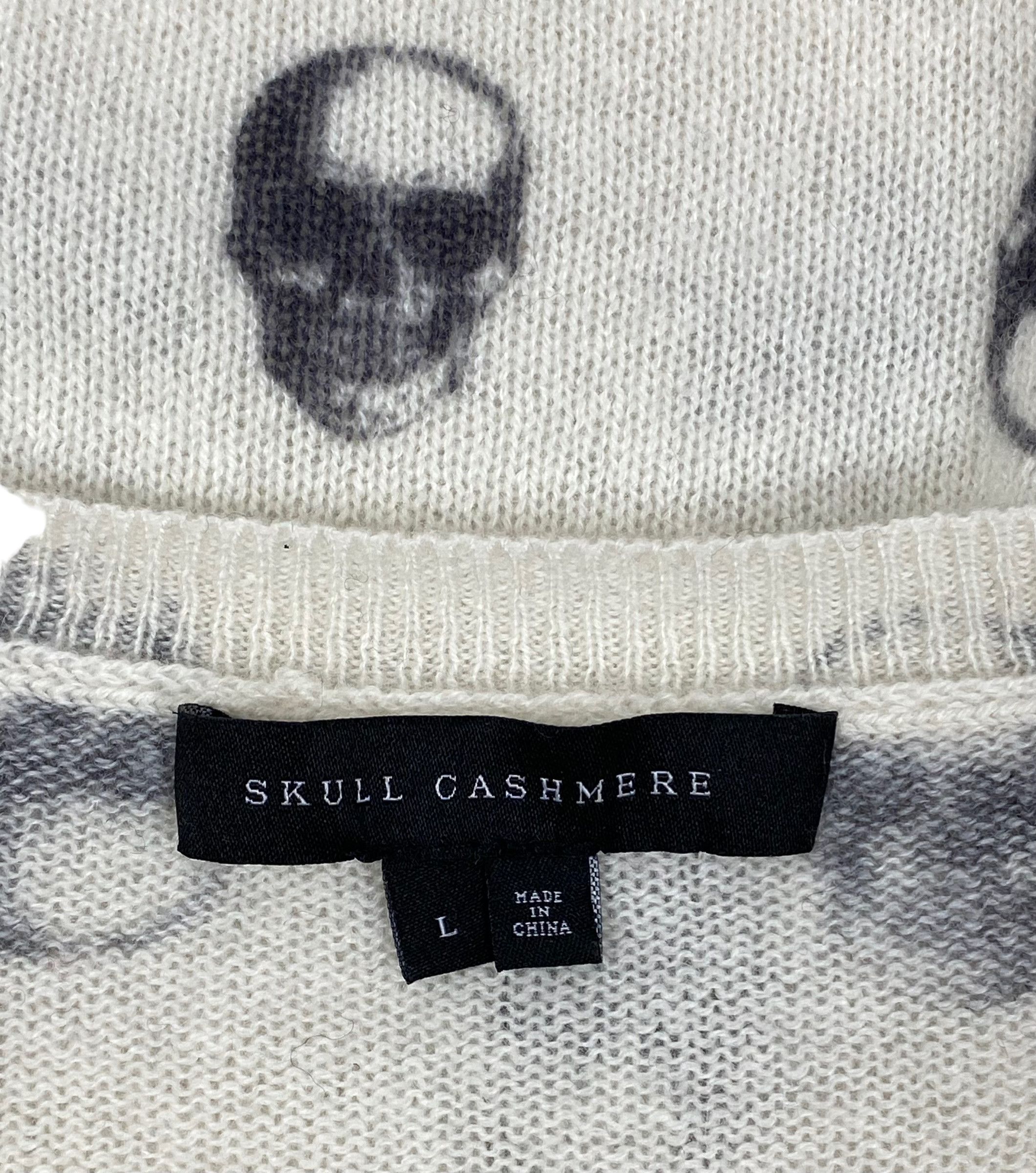 Designer skull cashmere printed sweater large Size L / US 10 / IT 46 - 8 Thumbnail