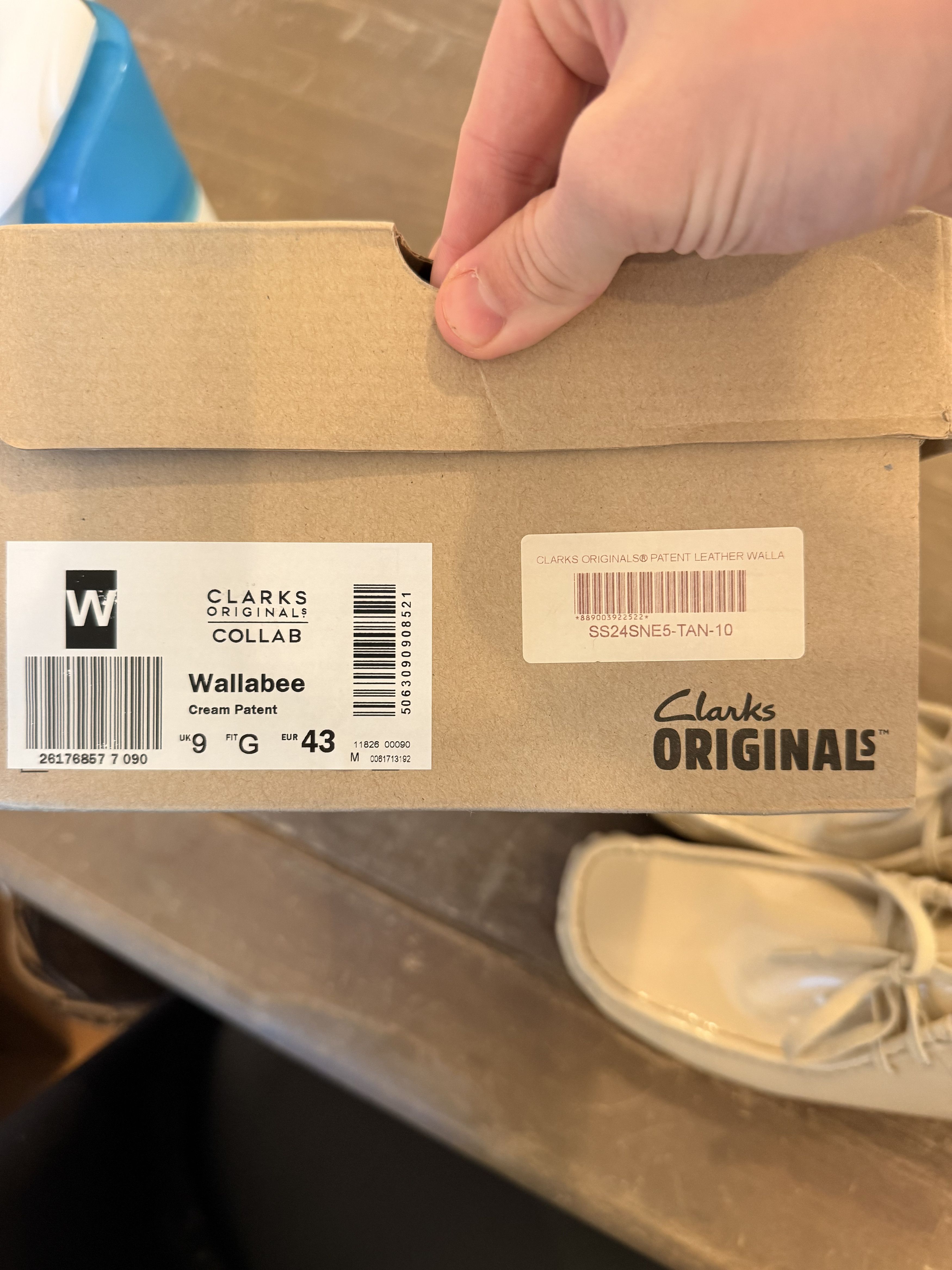 Clarks × Supreme Wallabee Size US 10 / EU 43 - 8 Thumbnail