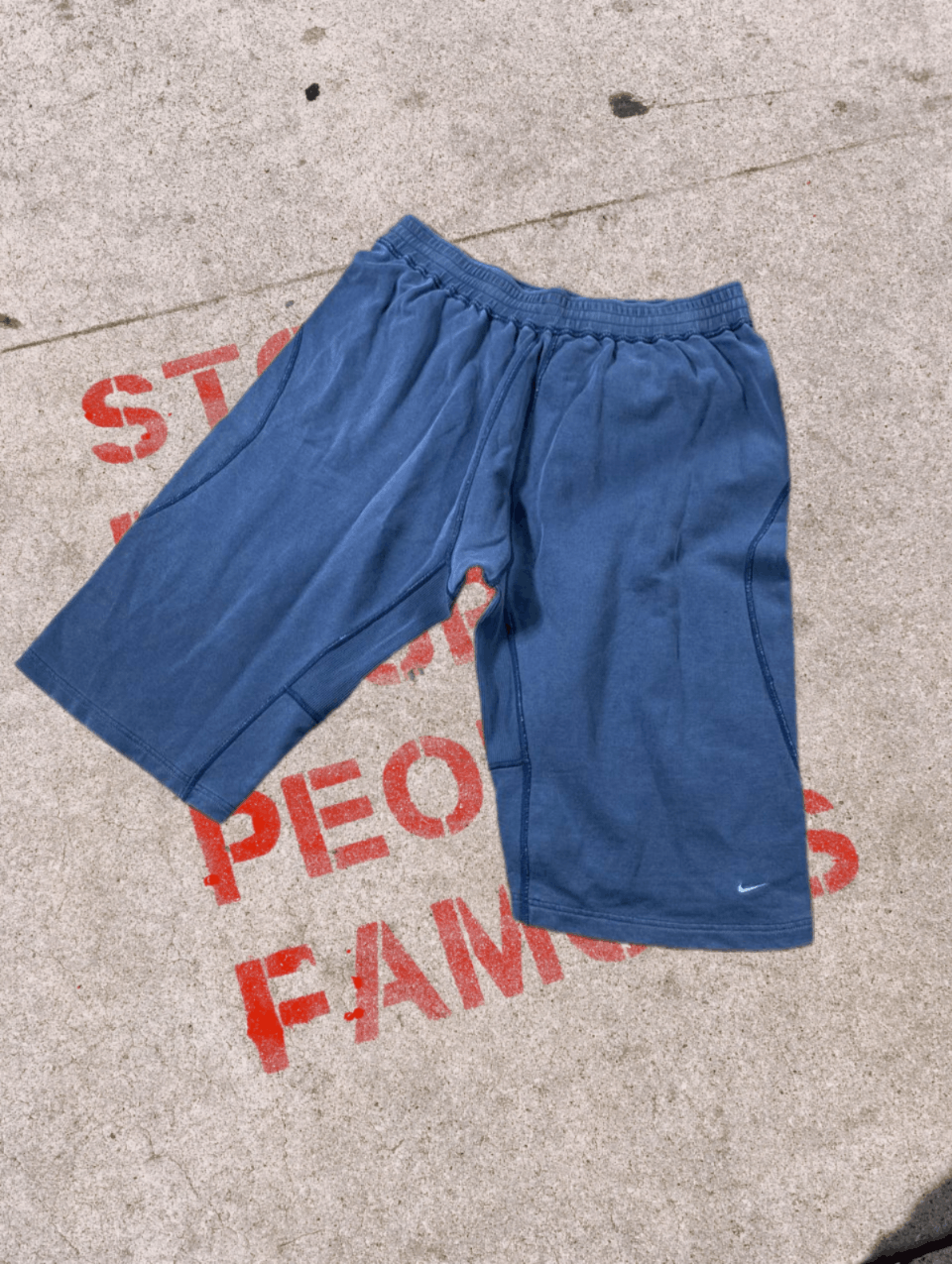 Nike × Vintage Vintage Nike Mens Shorts Size US 34 / EU 50 - 1 Thumbnail