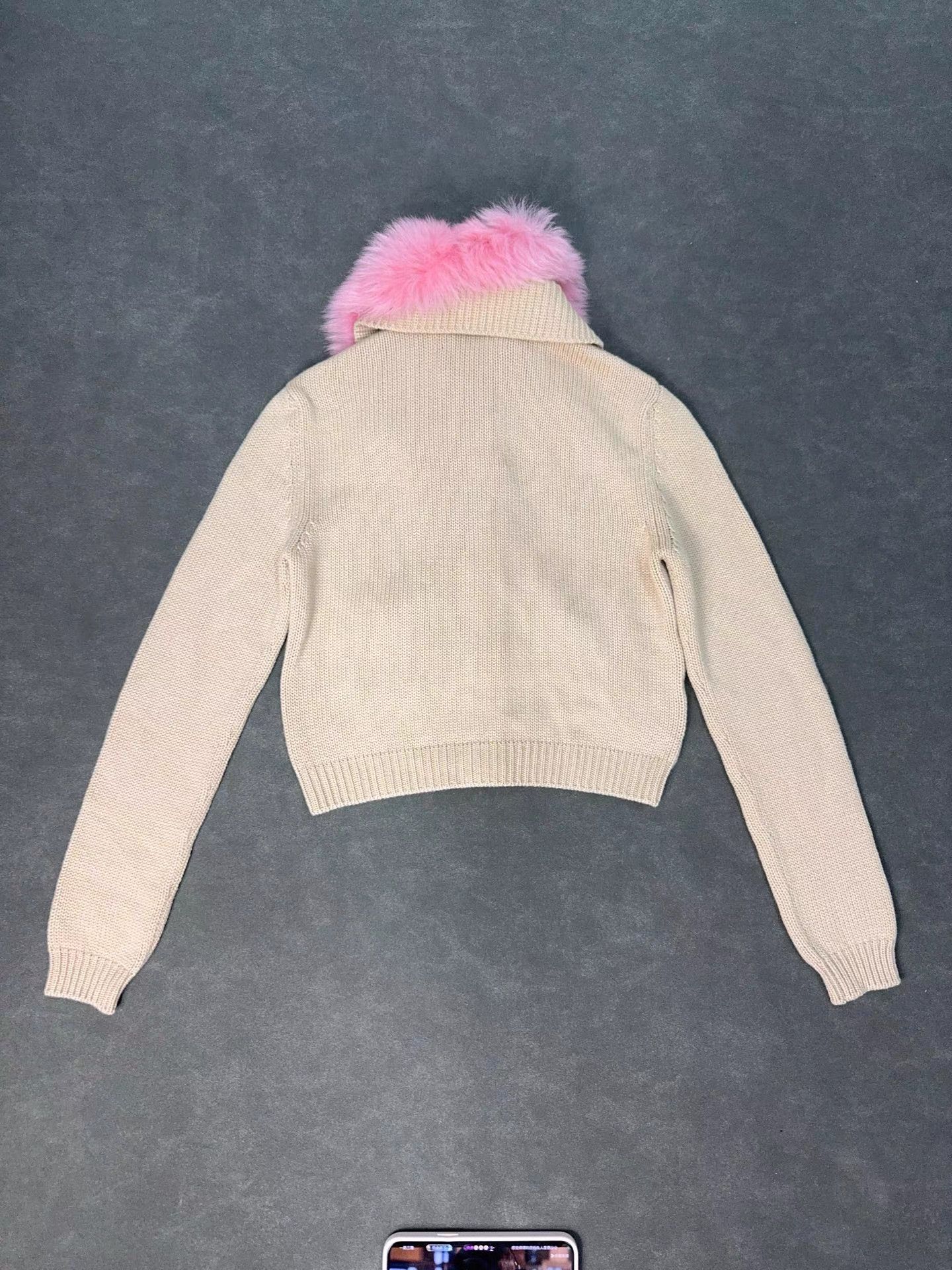 Miu Miu MiuMiu Pink Furry Collar Cardigan K2 Size XS / US 0-2 / IT 36-38 - 2 Thumbnail