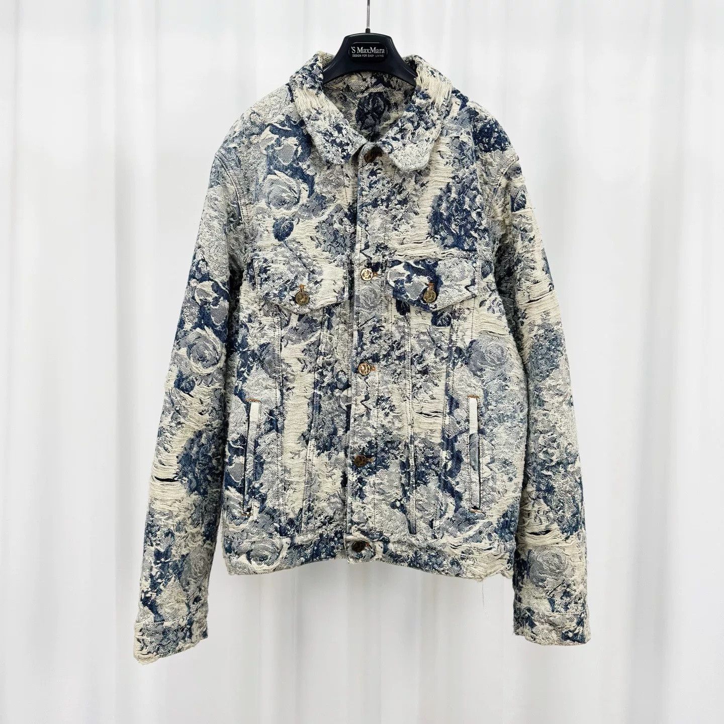 Louis Vuitton Louis Vuitton Distressed Floral Denim Jacket Size US L / EU 52-54 / 3 - 1 Thumbnail