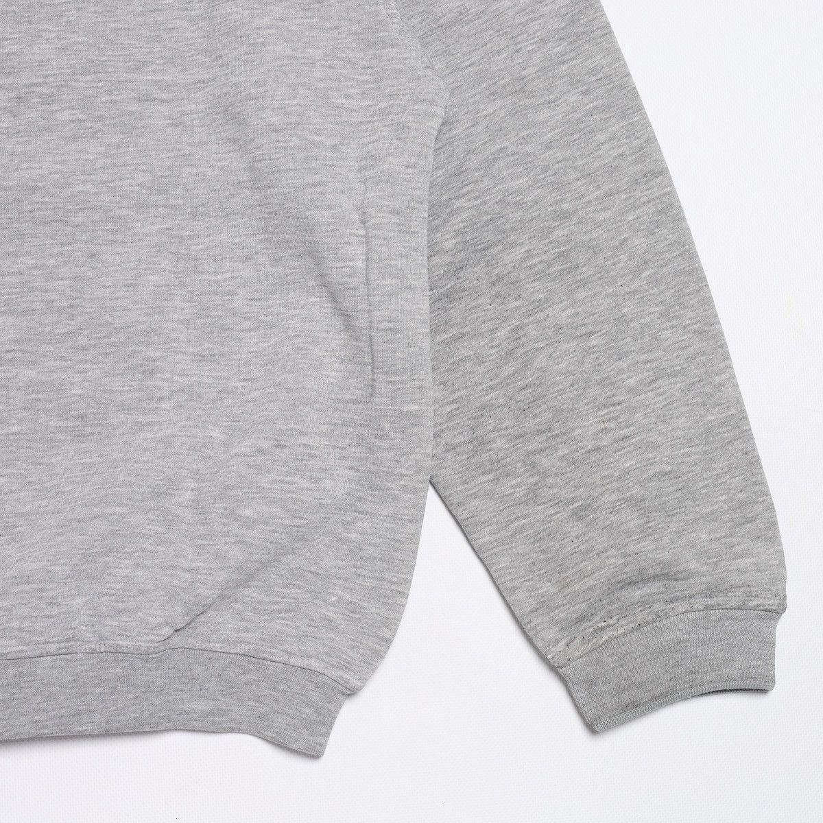 Nike Vintage Nike Center Logo Grey Sweatshirt Size US M / EU 48-50 / 2 - 9 Thumbnail