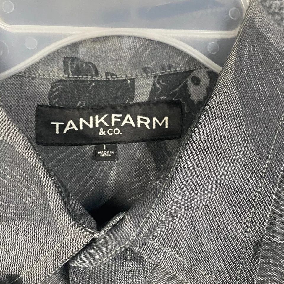 Tankfarm & Co. Tankfarm Button Up Shirt Men's Large Hawaiian Gray Adults L Size US L / EU 52-54 / 3 - 5 Thumbnail