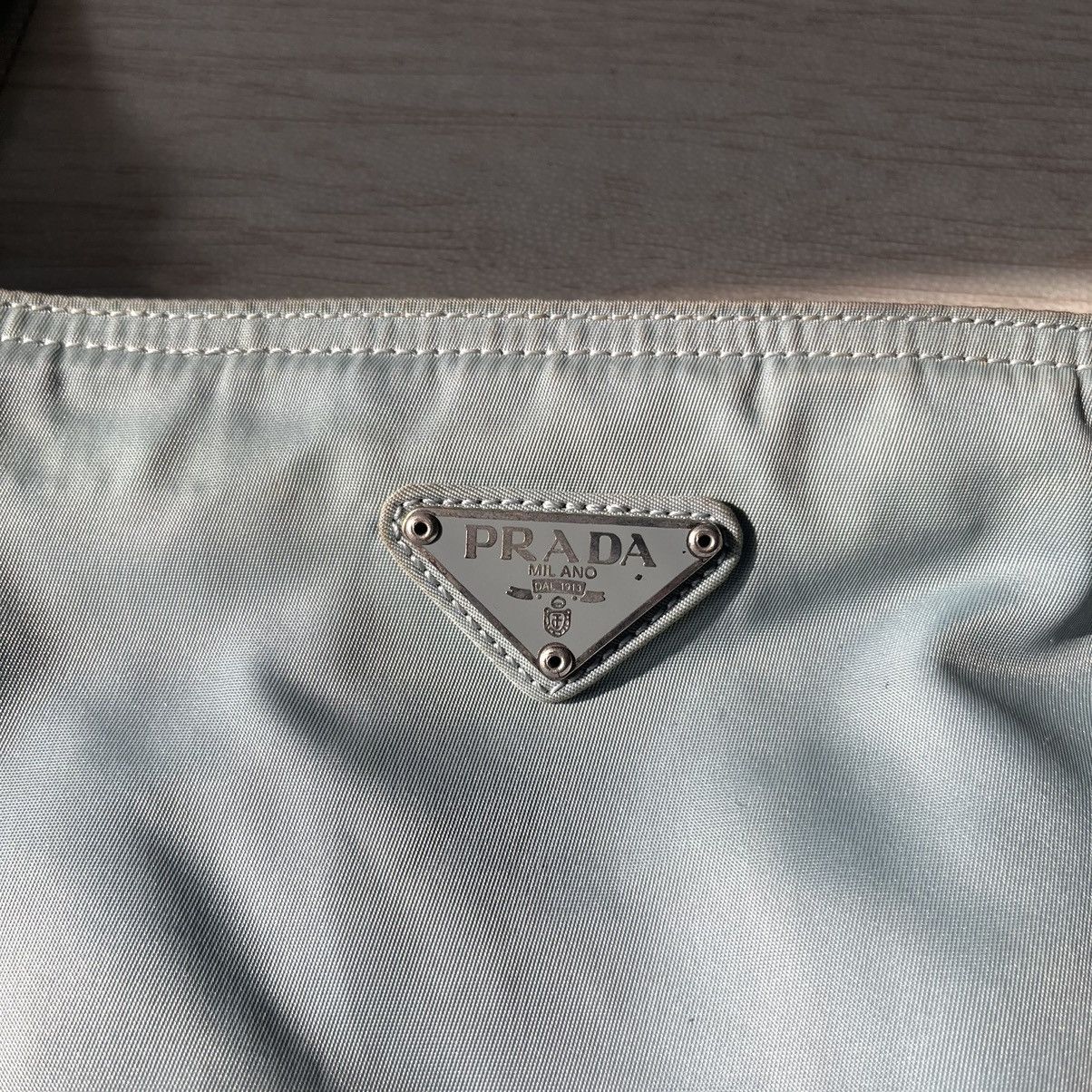 Prada DELETE IN 24 HOURS ❗️Vintage Prada nylon slingbag 🔵 Size ONE SIZE - 3 Thumbnail